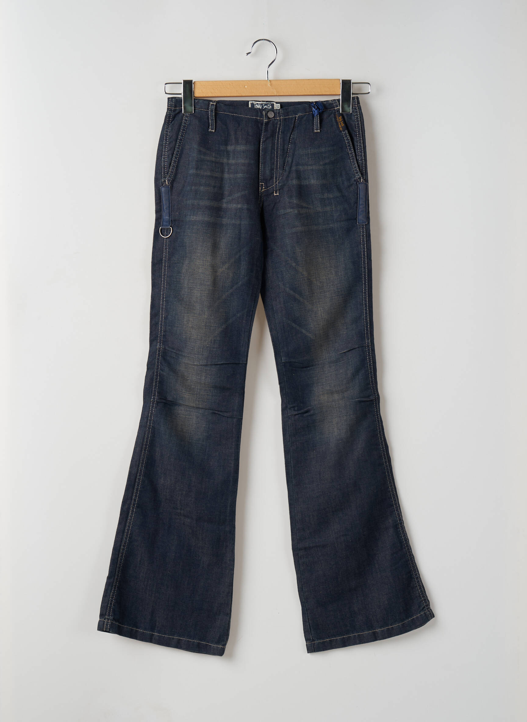 Bootcut džinsai normala dydis normala dydis mėlyna TEDDY SMITH moteris