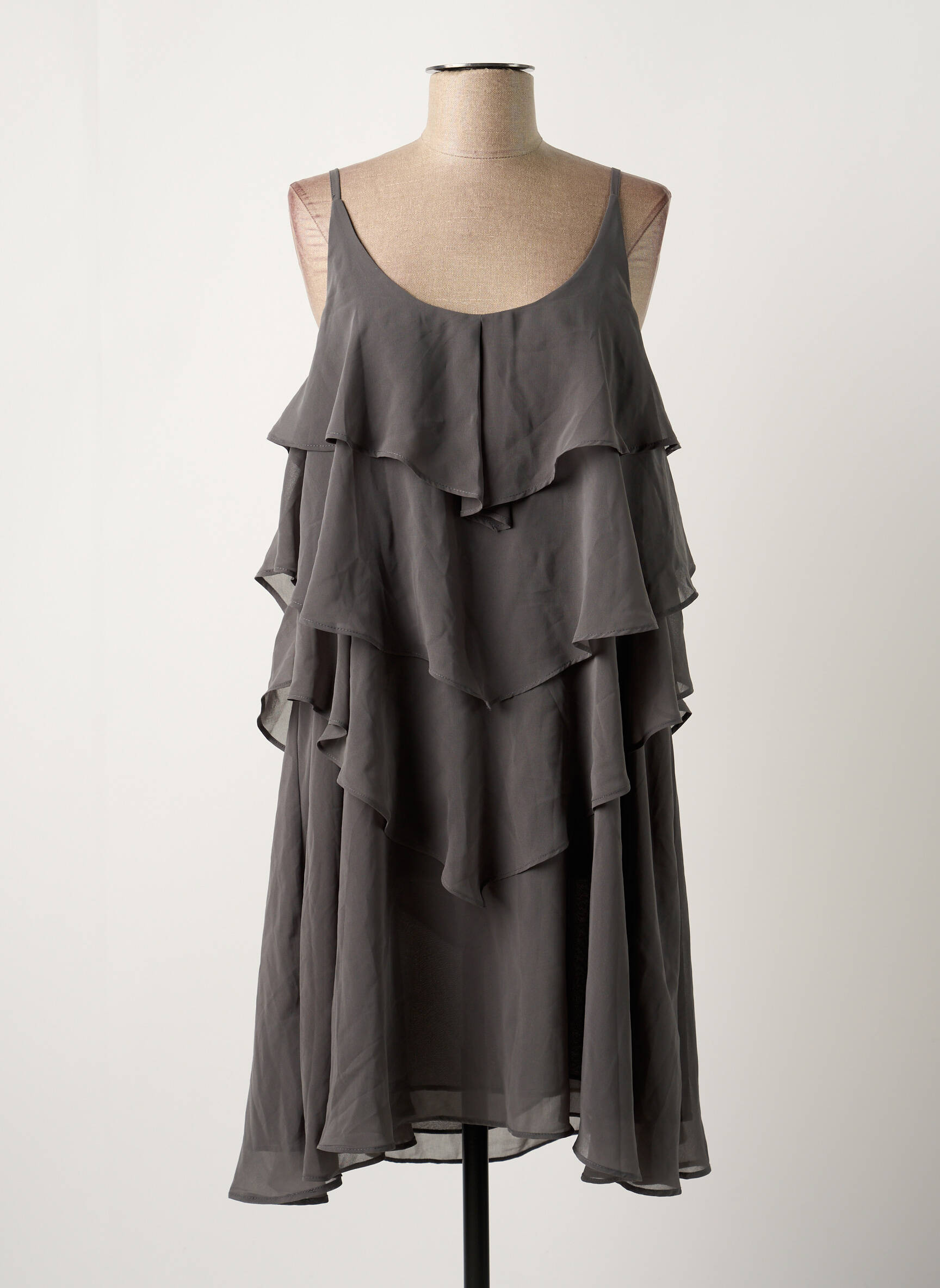 Pusilgių suknelė pilka VERO MODA moteris