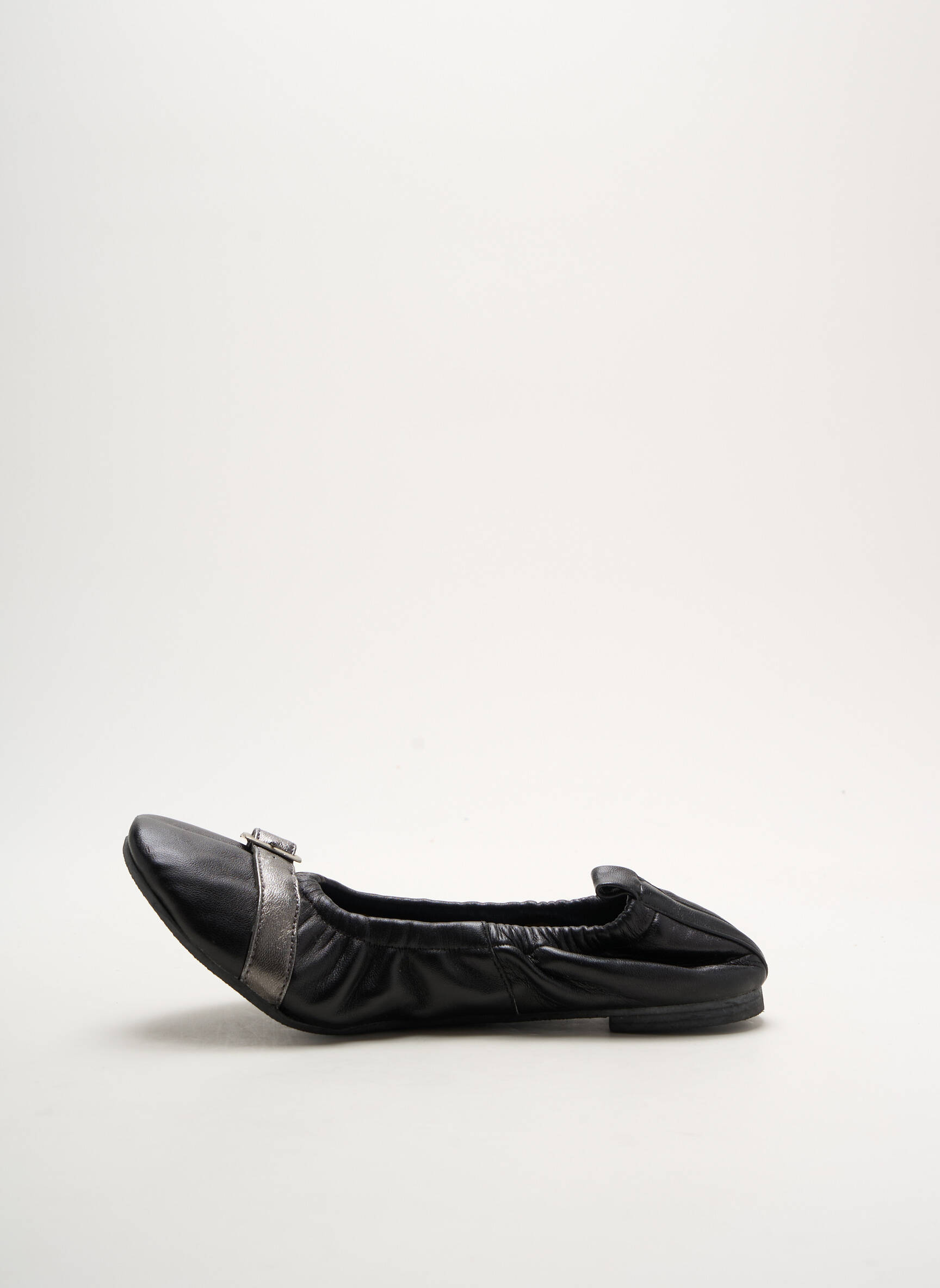 Balerinos lygus audinys plokščias kulnas iki 3 cm juodas BALLERINE D'OC moteris