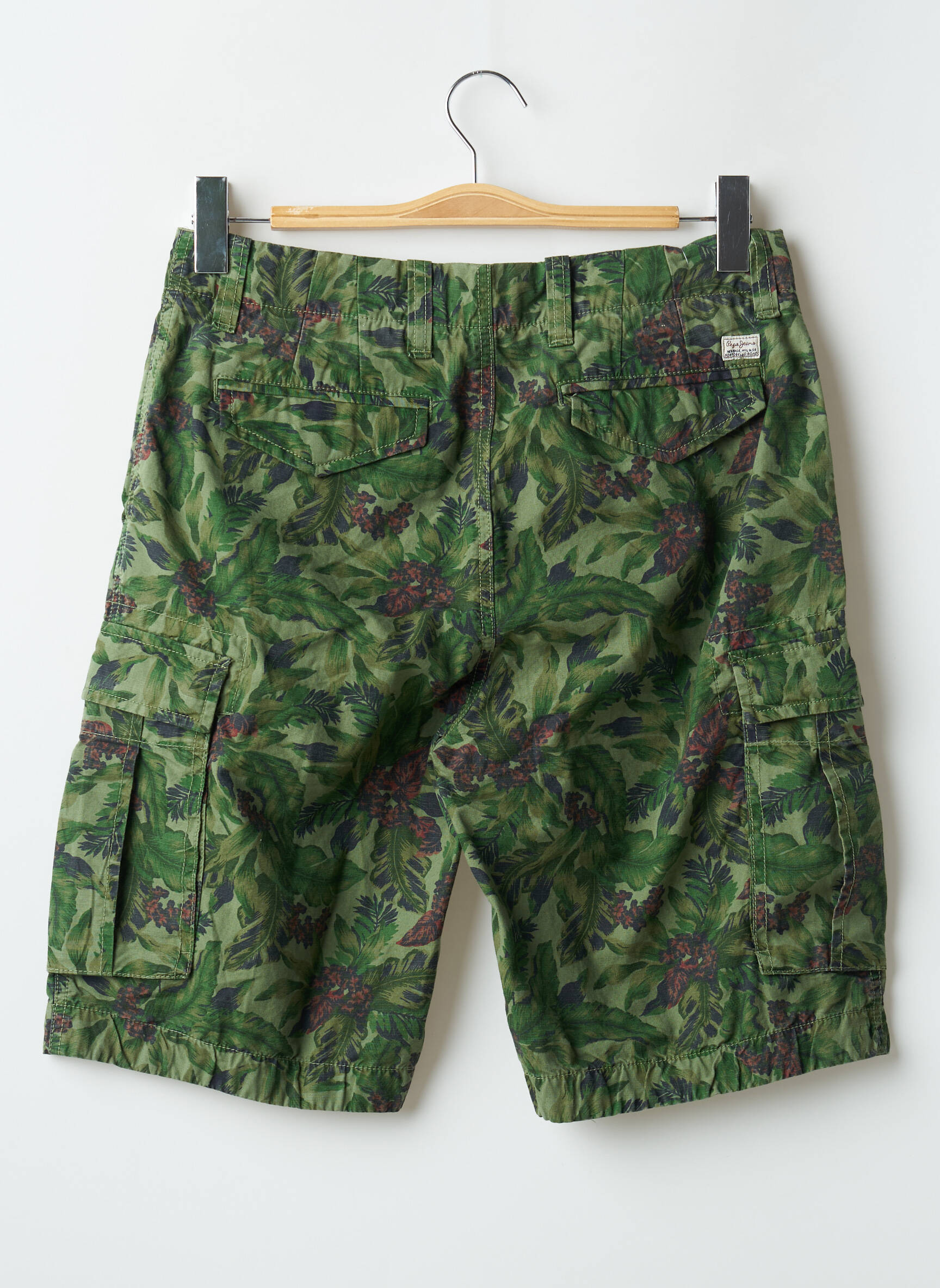 Bermudas popelinos audinys, kuris pasižymi lygiu ir tankiu paviršiumi. normala dydis žalias PEPE JEANS vyras