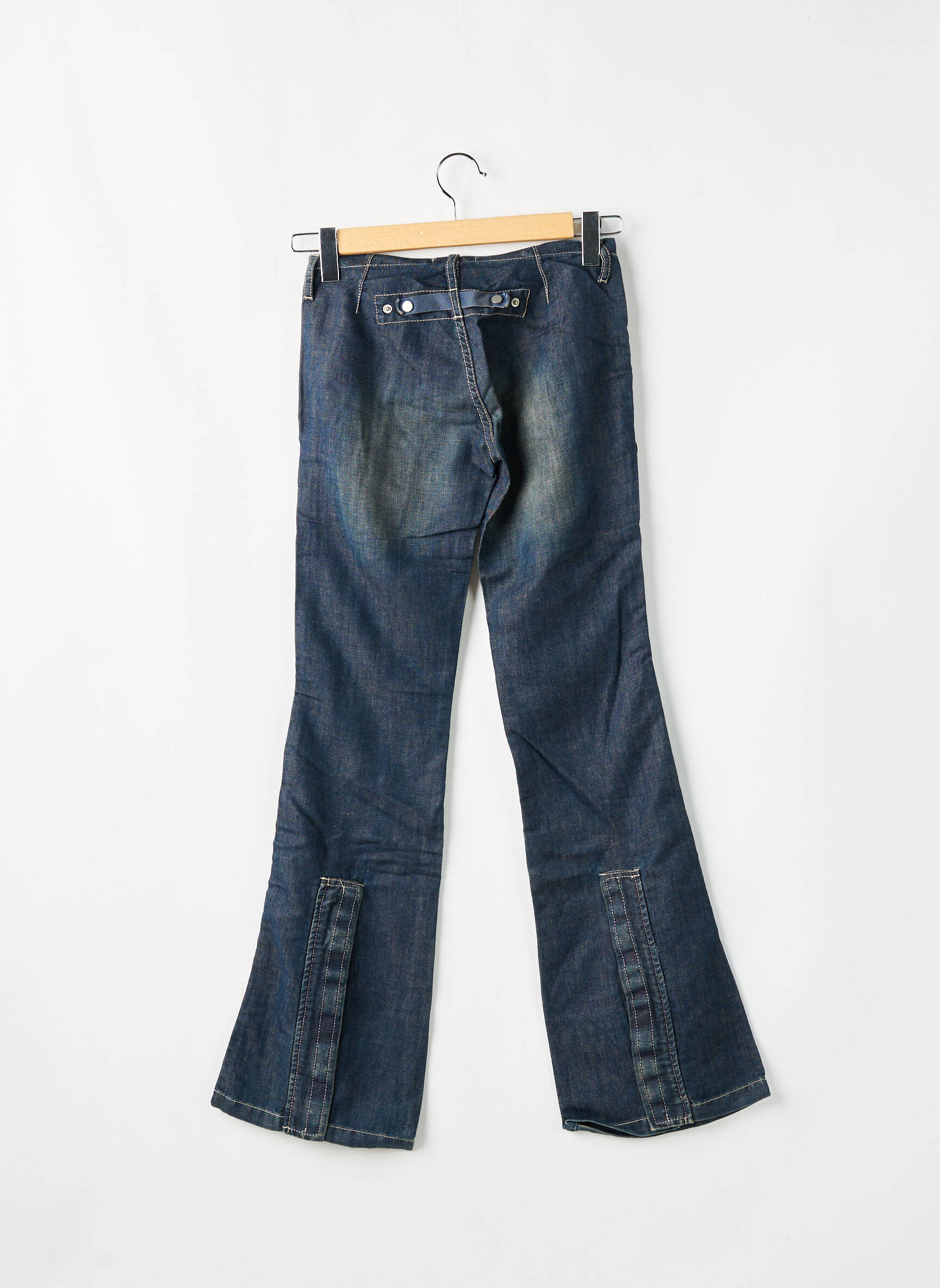 Bootcut džinsai normala dydis normala dydis mėlyna TEDDY SMITH moteris
