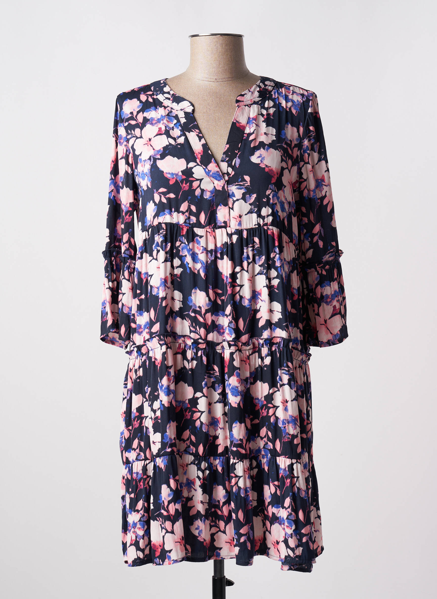 Pusilgių suknelė gėlių raštas 3/4 rankovės mėlyna VERO MODA moteris