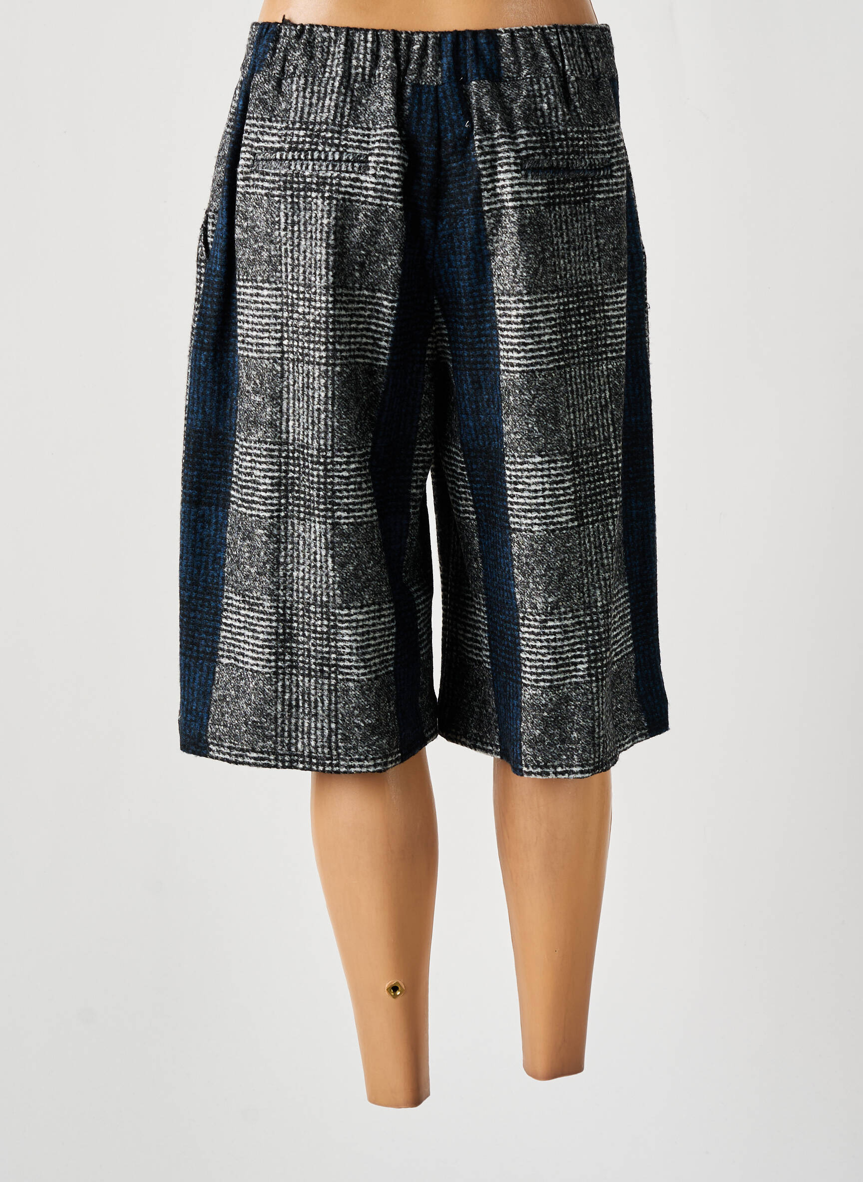 Bermudas tiesi kirpimas pilka BRAND UNIQUE moteris