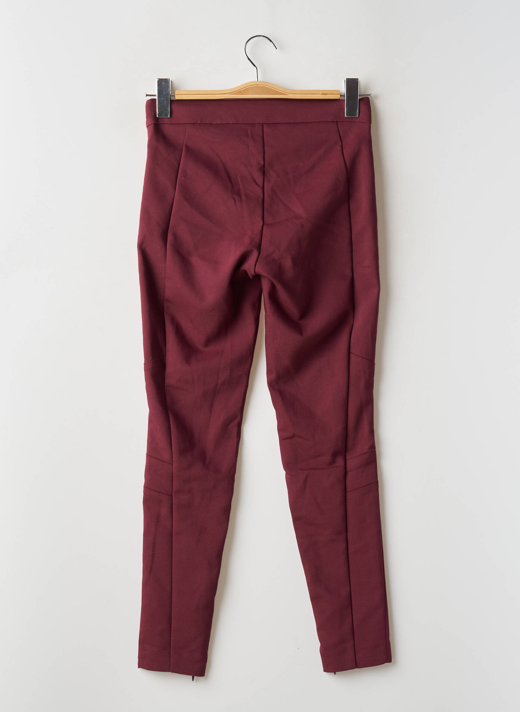 Jegging užtrauktukas apatiniuose džinsų kraštuose normala dydis raudona MANGO moteris