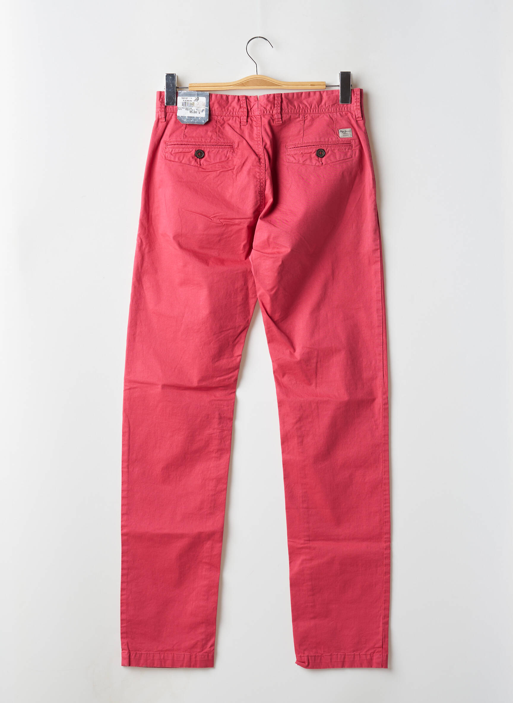 Chino kelnė popelinos audinys, kuris pasižymi lygiu ir tankiu paviršiumi. normala dydis rožinė PEPE JEANS vyras