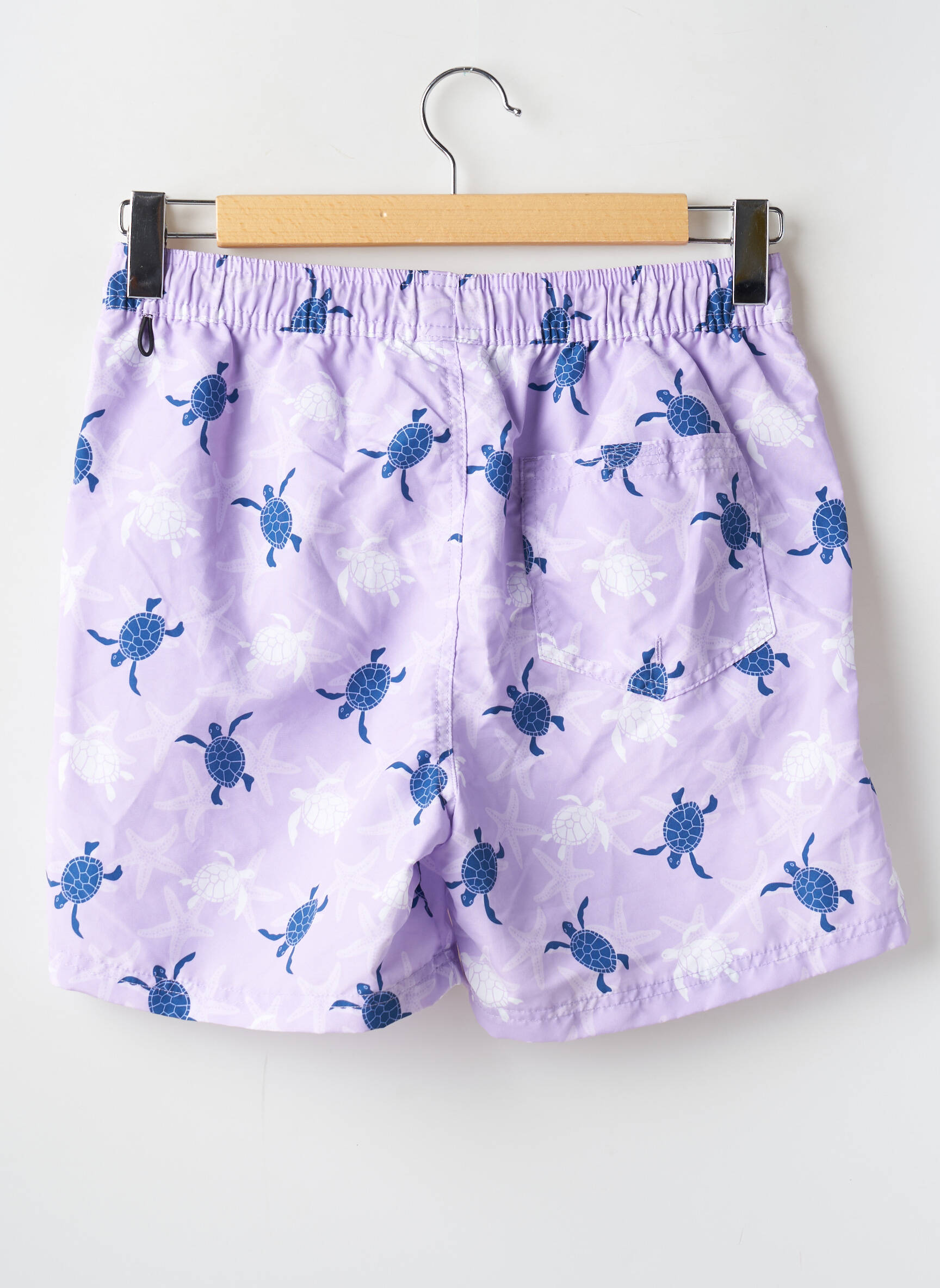 Maudymosi šortas popelinos audinys, kuris pasižymi lygiu ir tankiu paviršiumi. violetinis JACK & JONES vyras