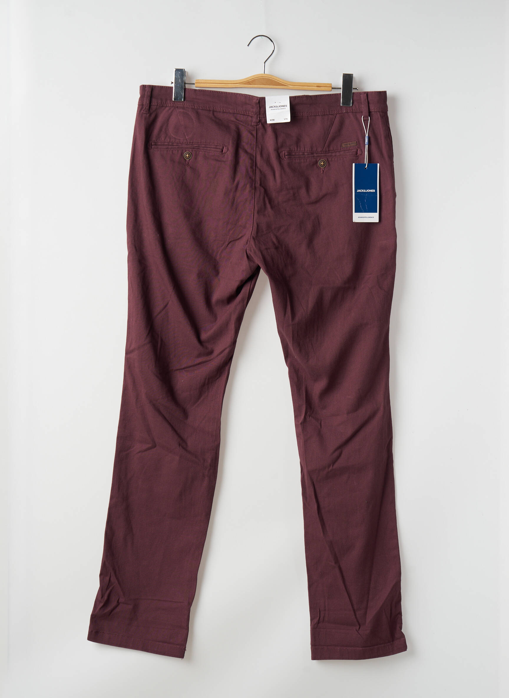 Chino kelnė popelinos audinys, kuris pasižymi lygiu ir tankiu paviršiumi. normala dydis raudona JACK & JONES vyras