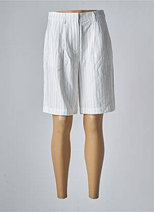 Bermudas baltas Y.A.S moteris