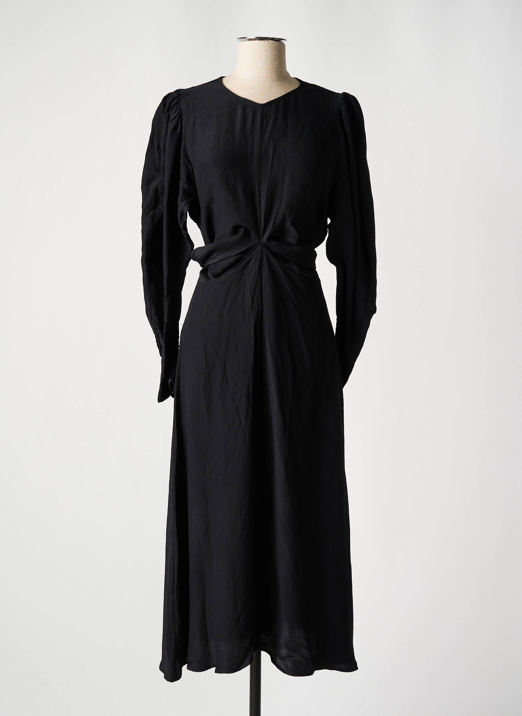 Pusilgių suknelė juodas ASTRID BLACK LABEL moteris
