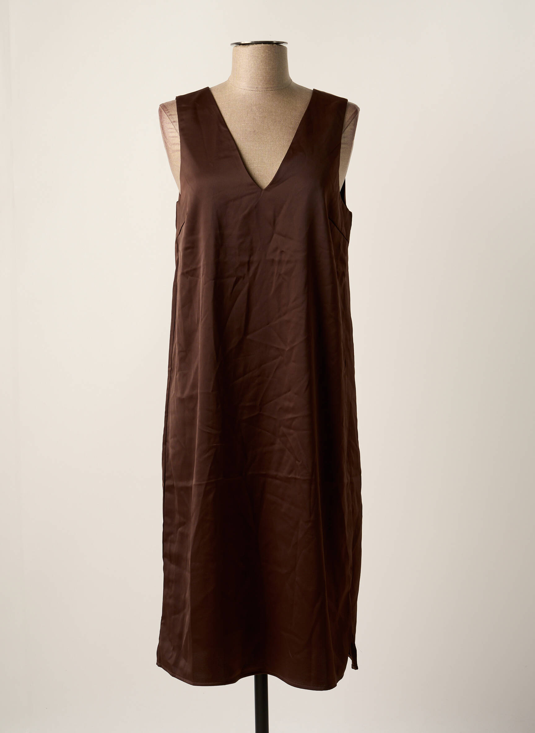 Pusilgių suknelė rudas VERO MODA moteris