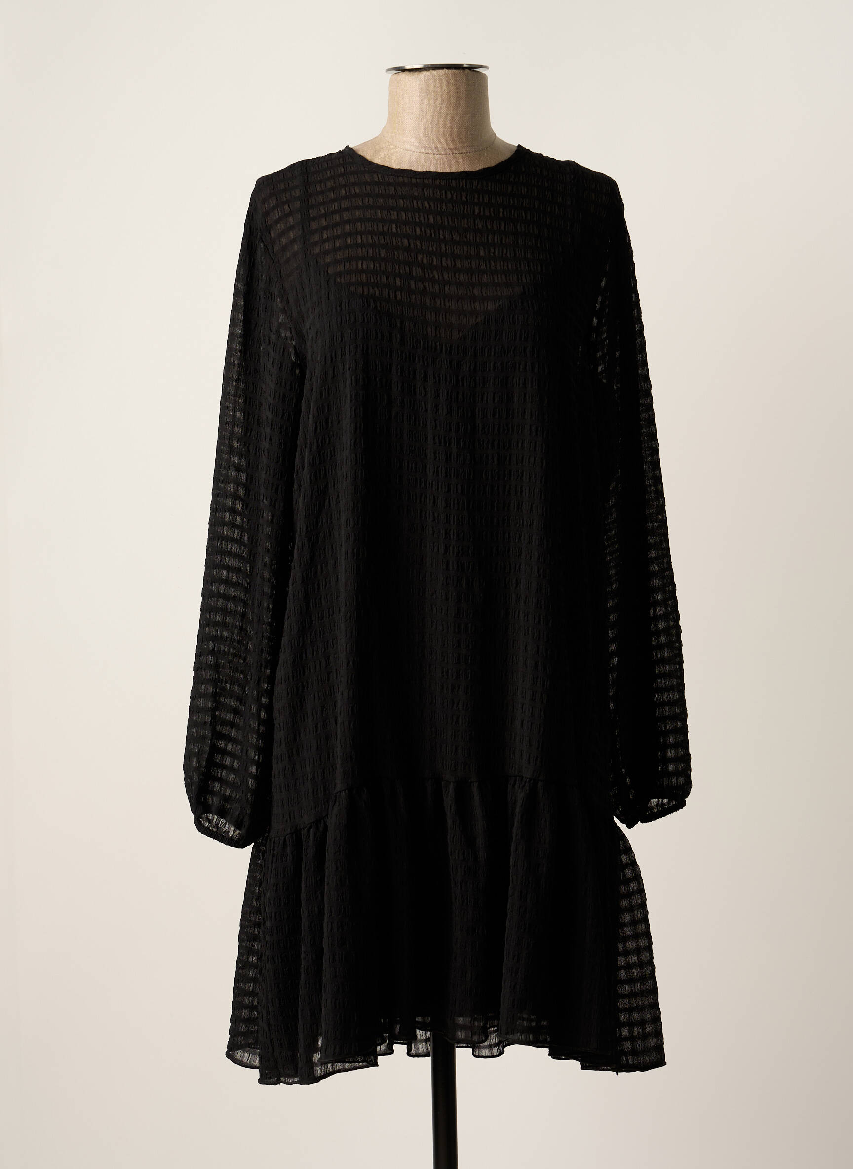 Pusilgių suknelė juodas ASTRID BLACK LABEL moteris