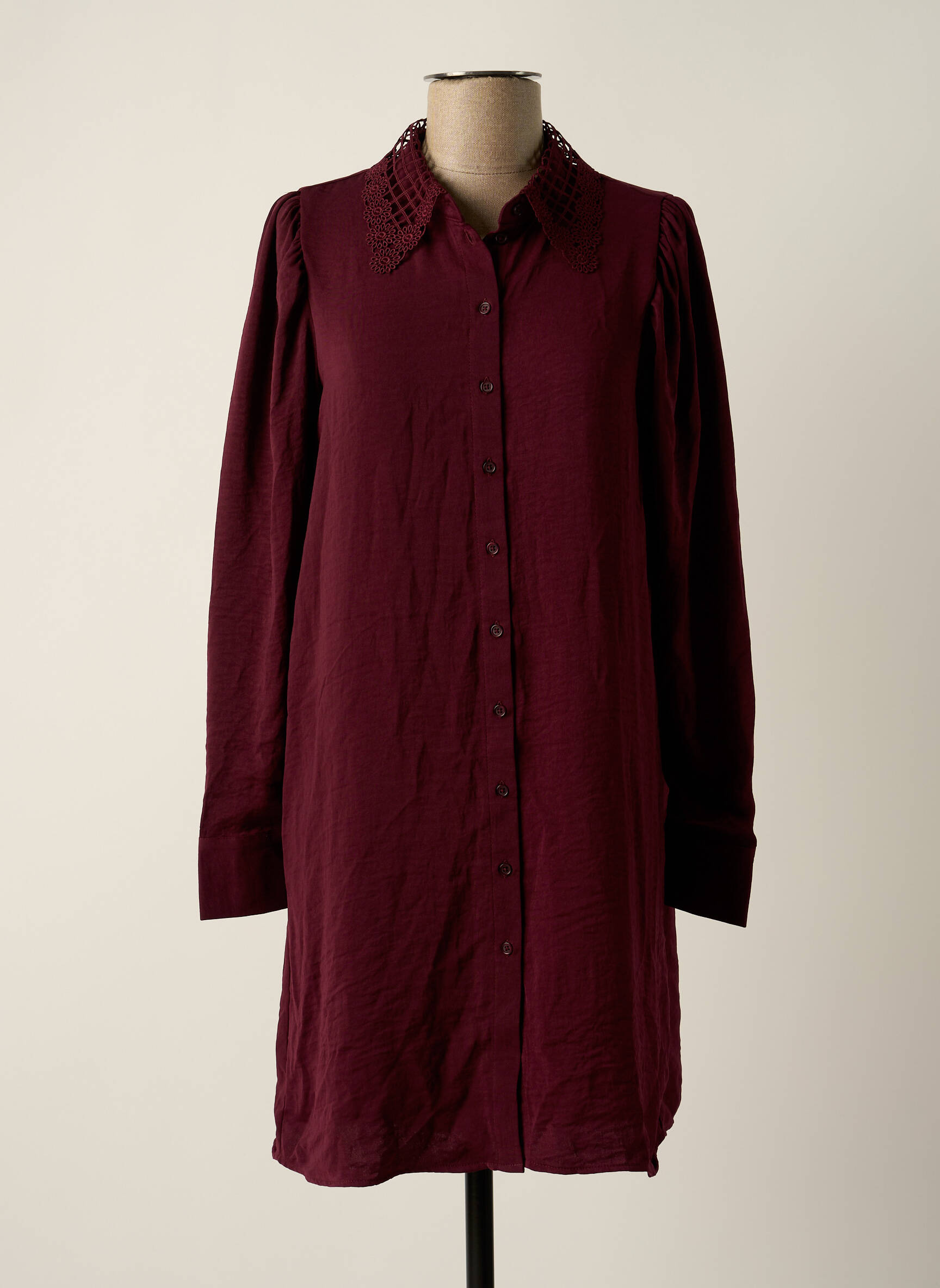 Pusilgių suknelė raudona VERO MODA moteris