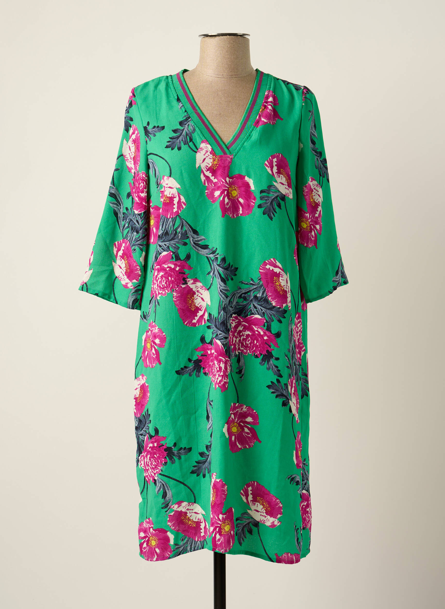 Pusilgių suknelė žalias VERO MODA moteris