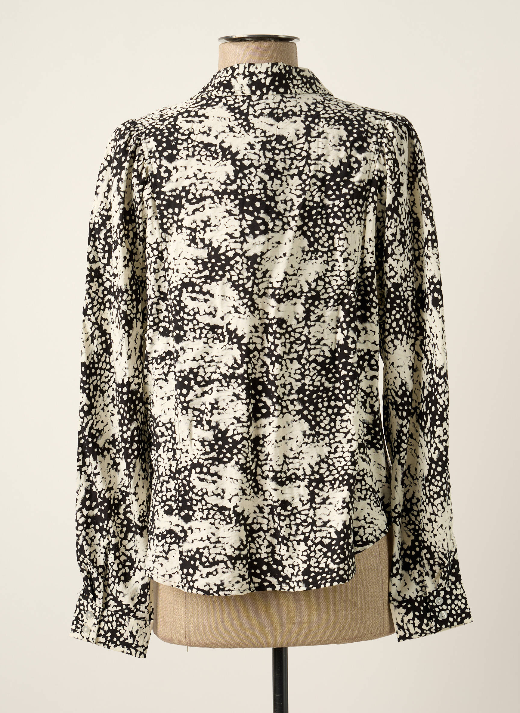 Moteriškas marškinys juodas VERO MODA moteris