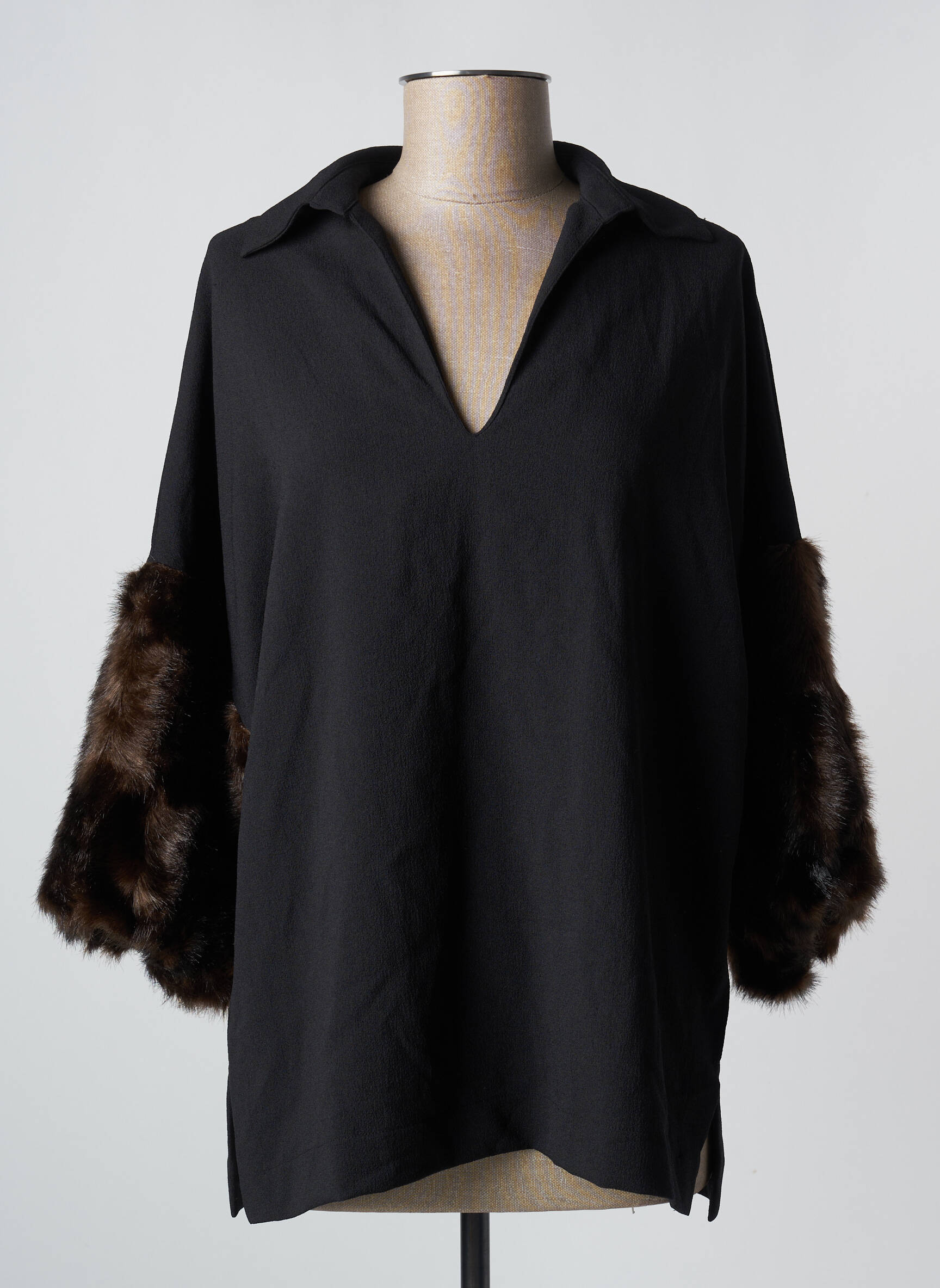 Viršūnė juodas ASTRID BLACK LABEL moteris