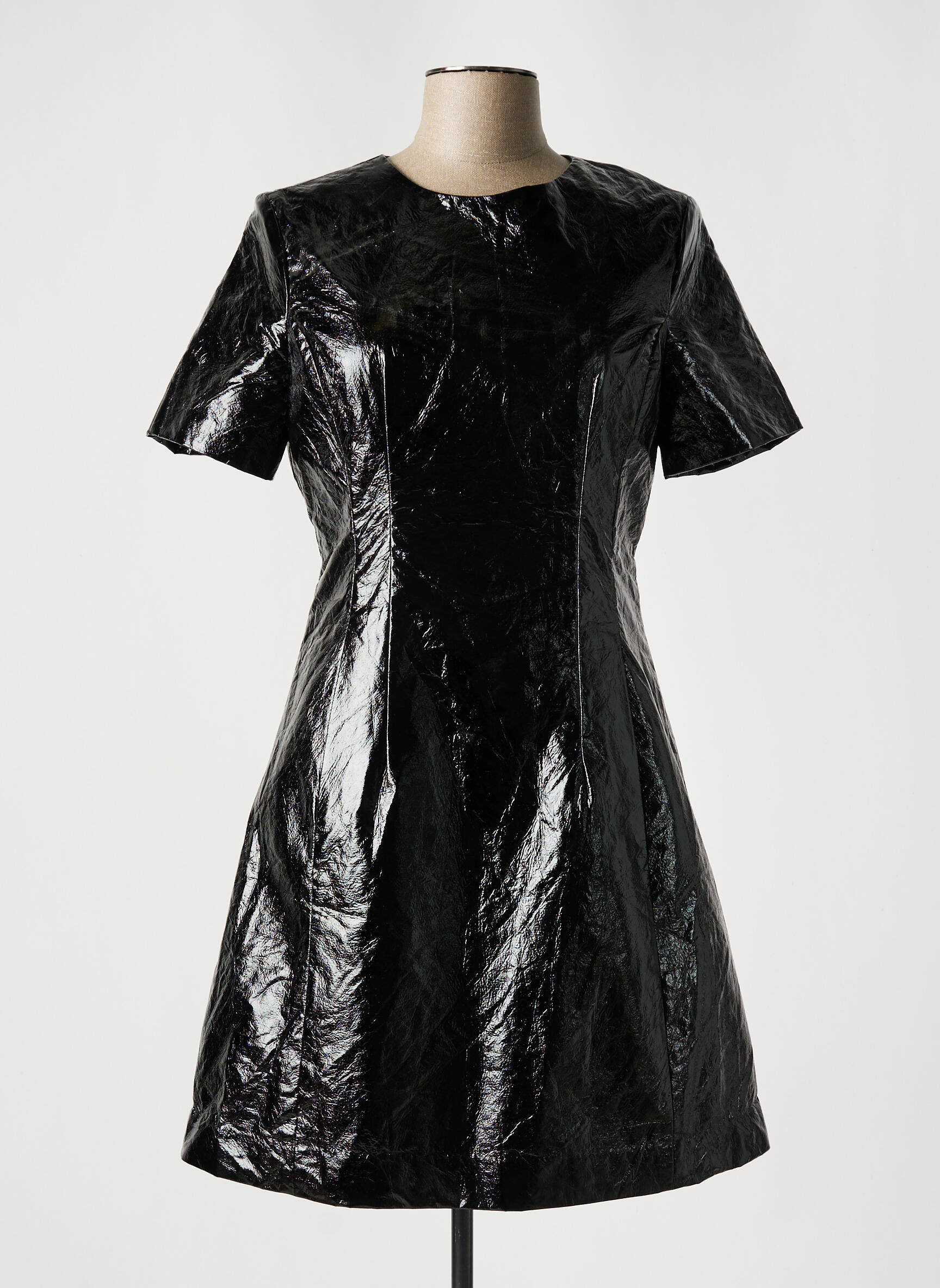 Pusilgių suknelė juodas ASTRID BLACK LABEL moteris