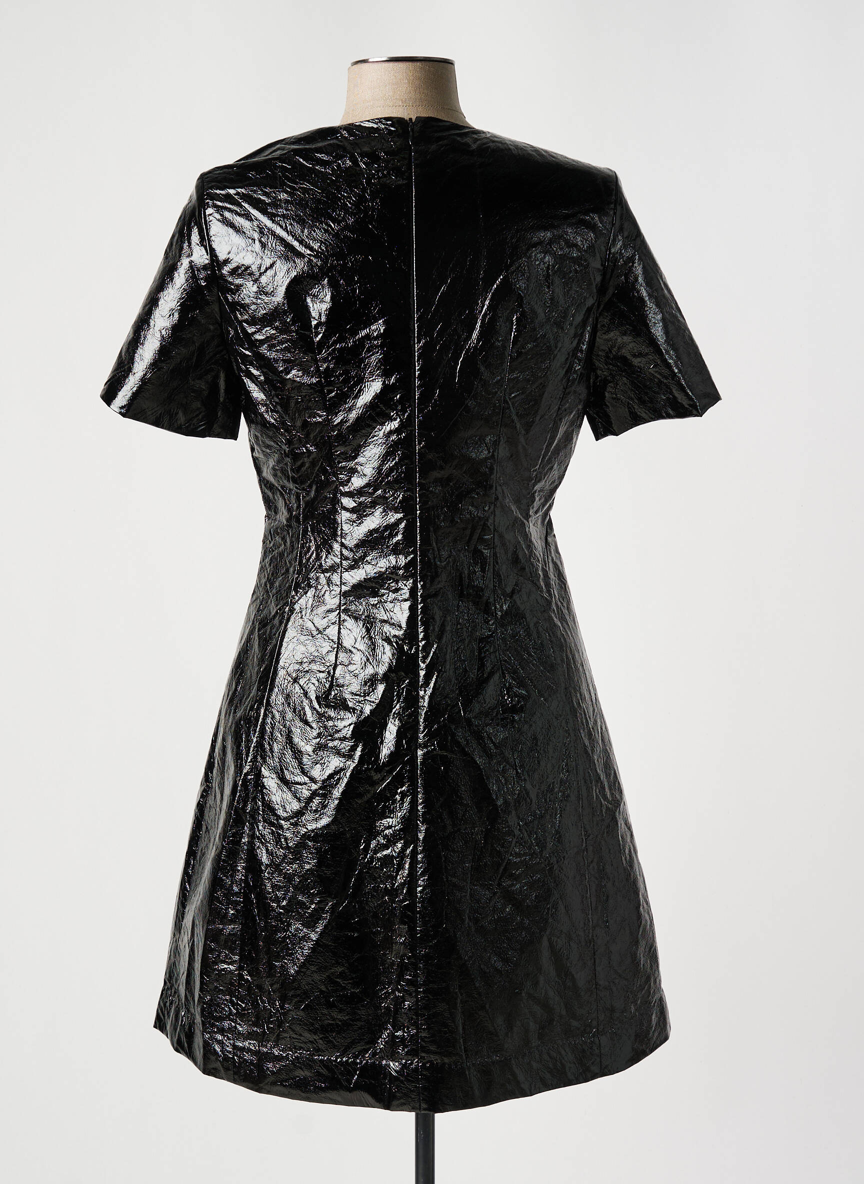 Pusilgių suknelė juodas ASTRID BLACK LABEL moteris