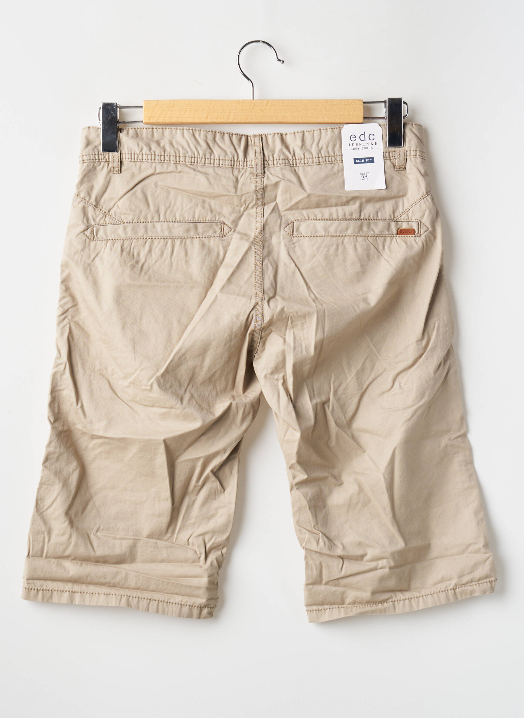 Bermudas bežinis EDC vyras
