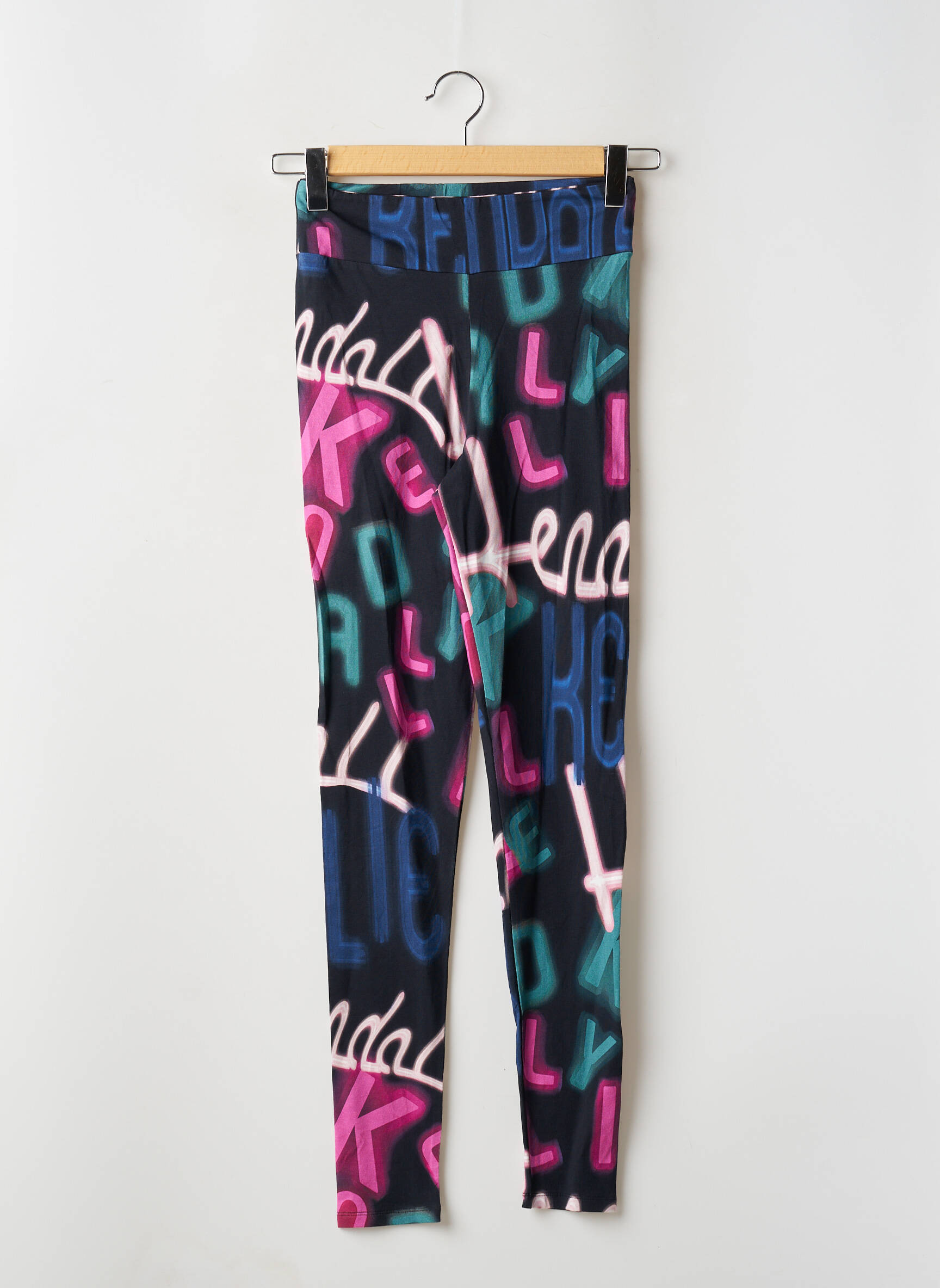 Legingas juodas KENDALL + KYLIE moteris