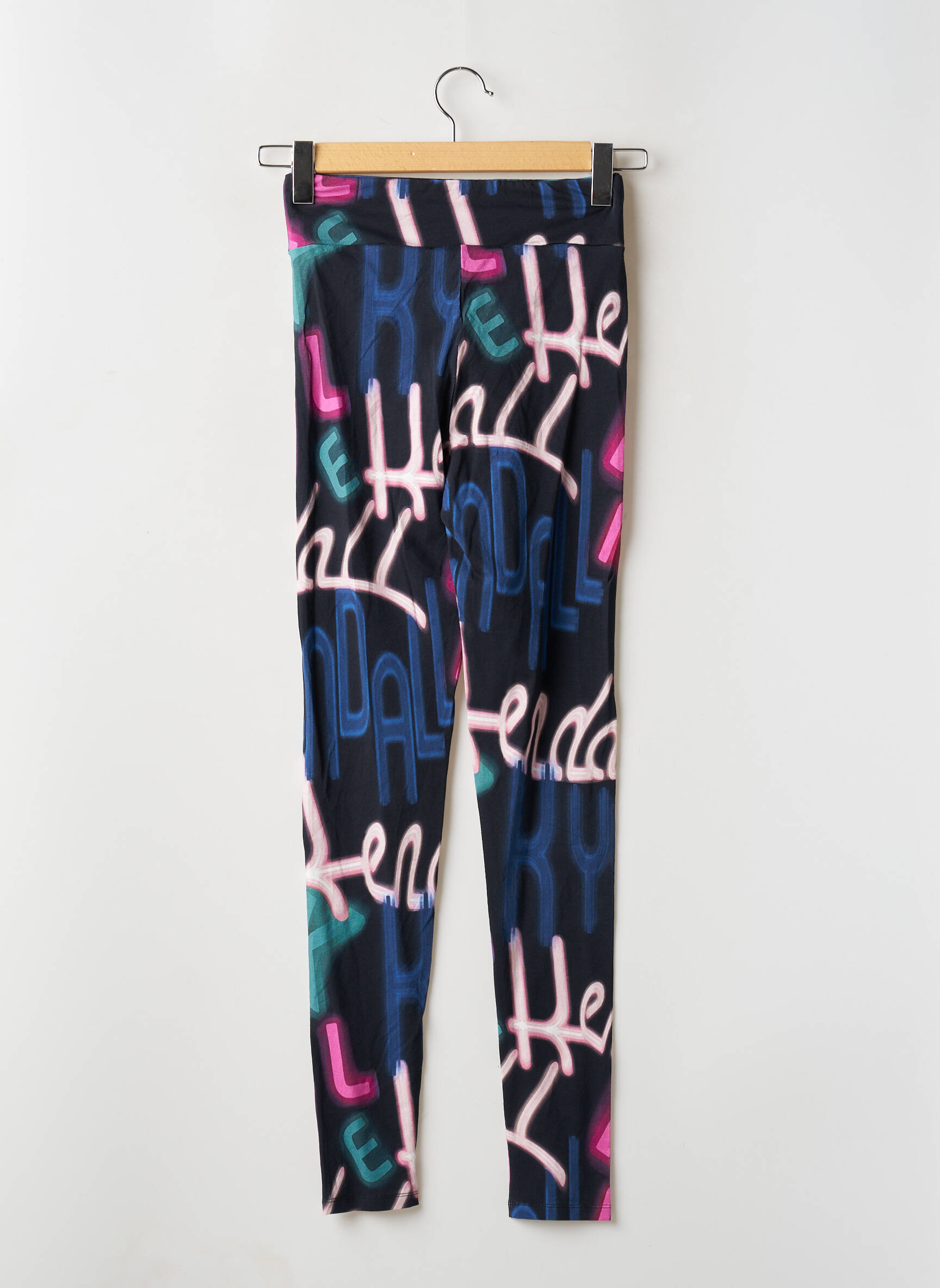 Legingas juodas KENDALL + KYLIE moteris