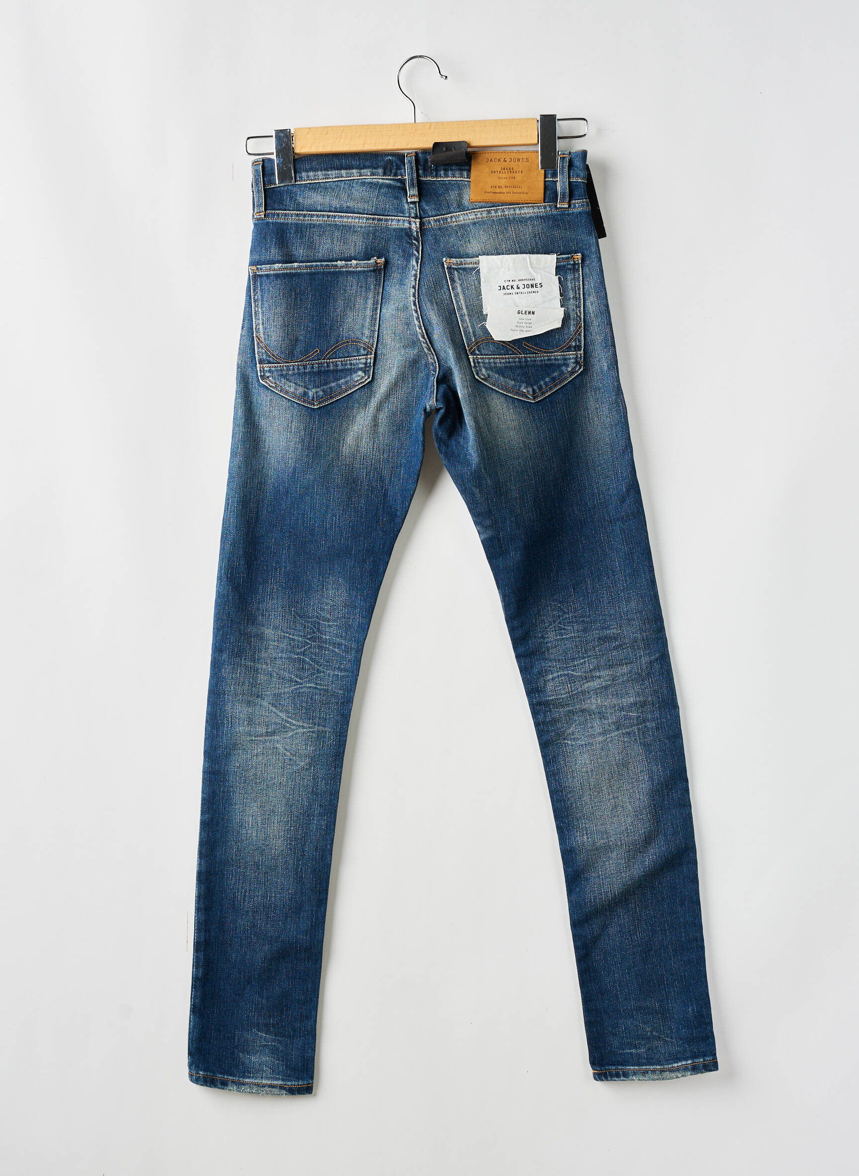 Lieknos džinsai mėlyna JACK & JONES vyras