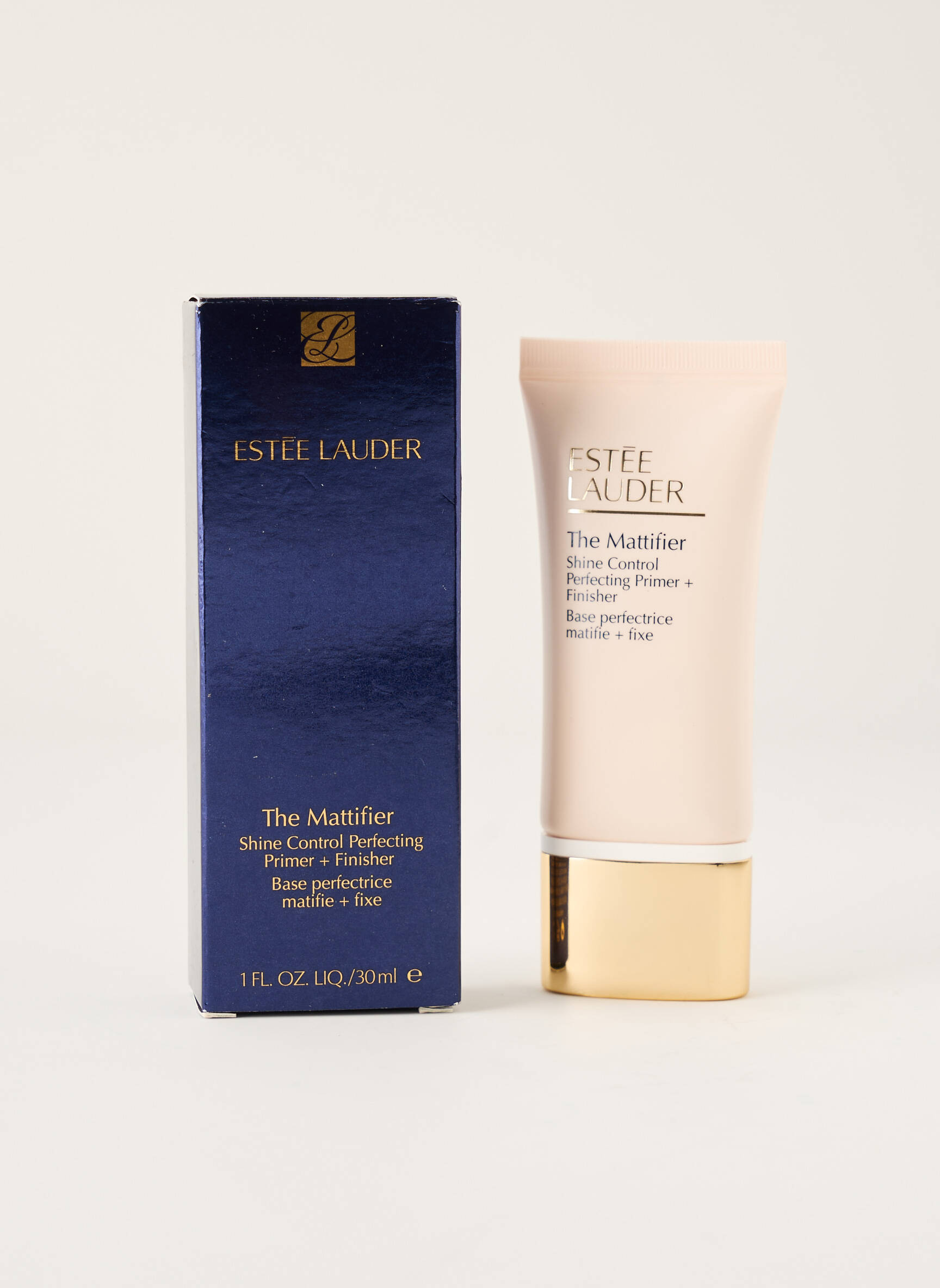 Pagrindas raudona ESTÉE LAUDER moteris