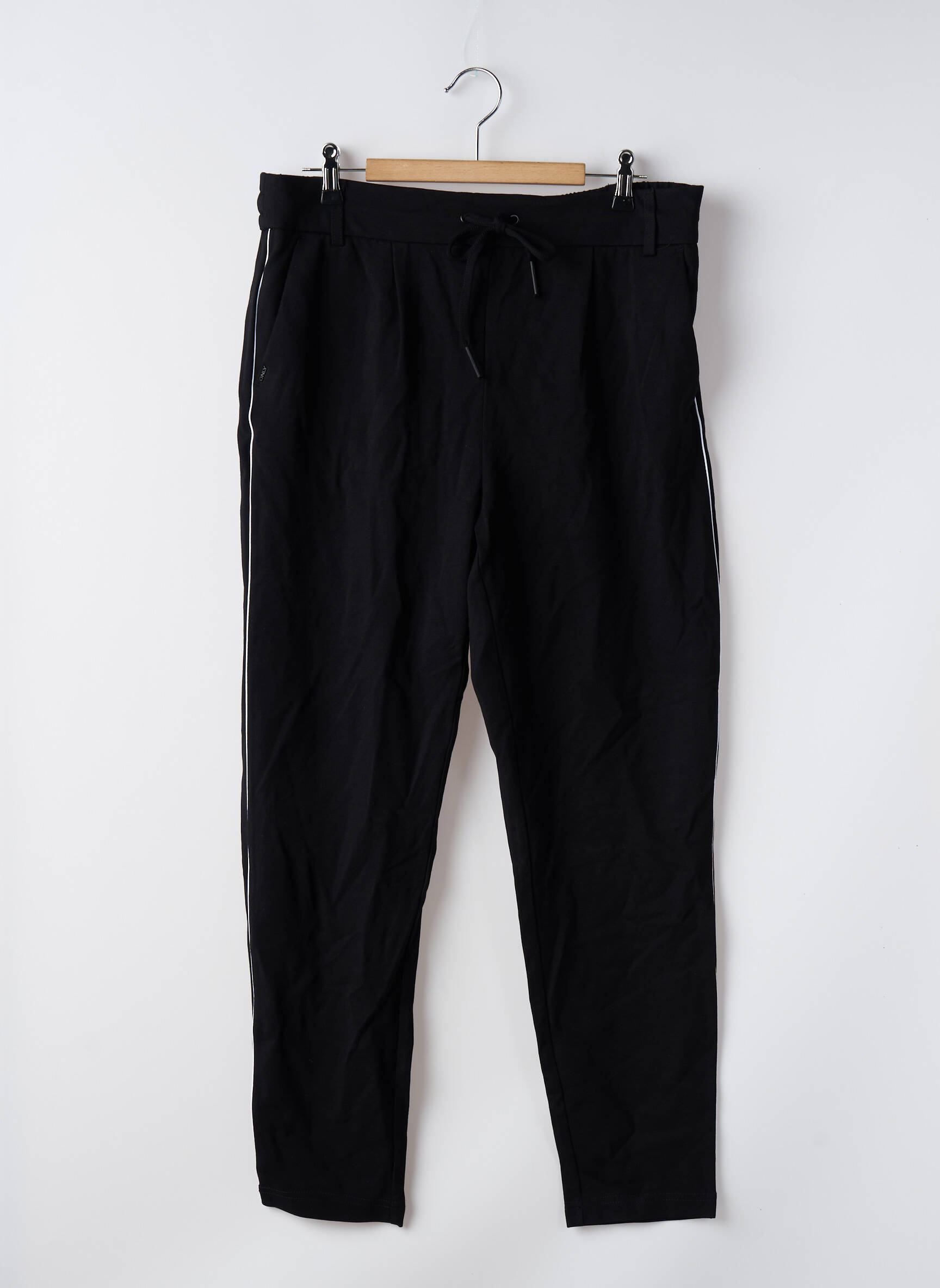 Joggins juodas ONLY moteris