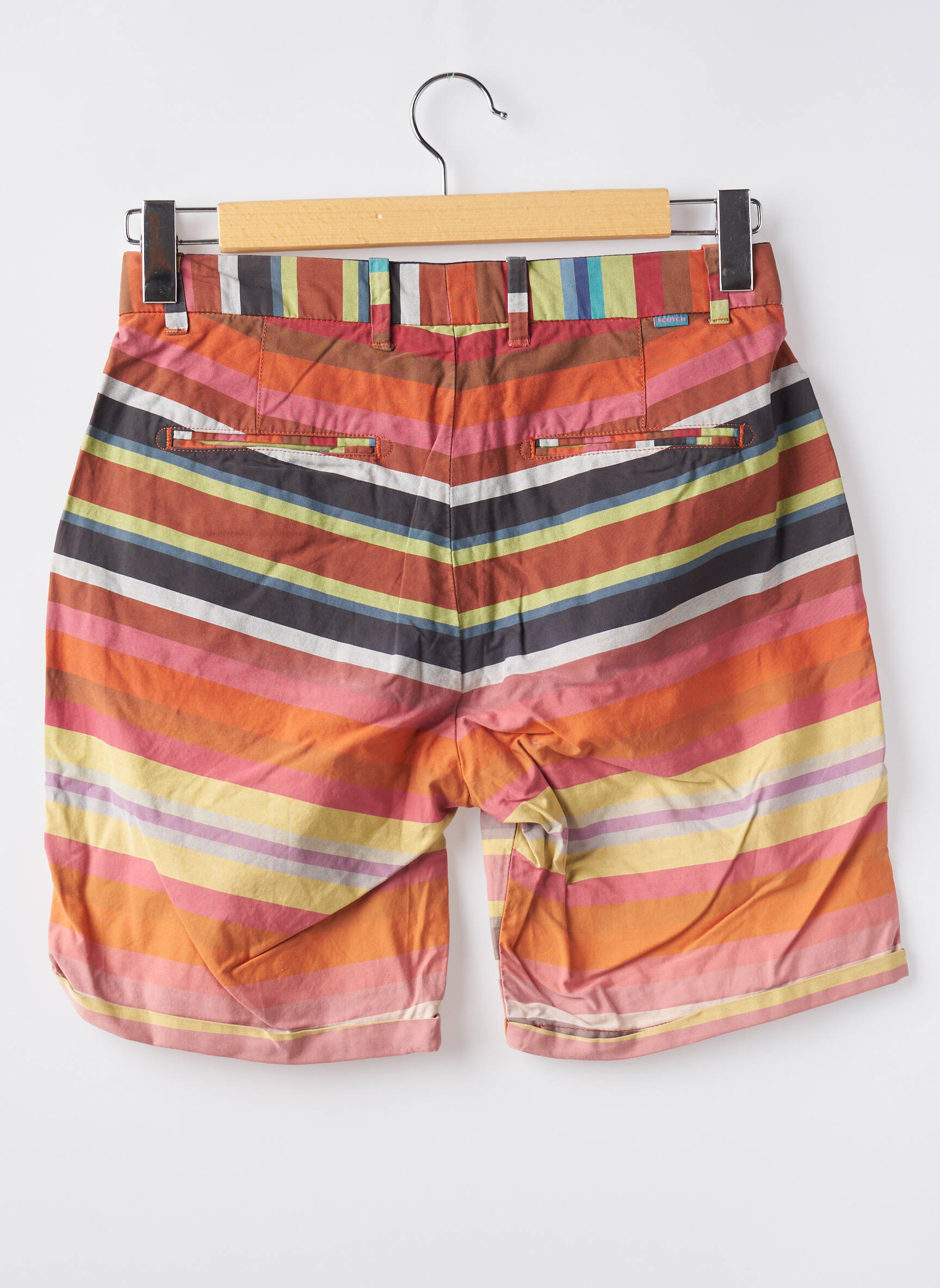 Šortas popelinos audinys, kuris pasižymi lygiu ir tankiu paviršiumi. normala dydis oranžinė SCOTCH & SODA vyras