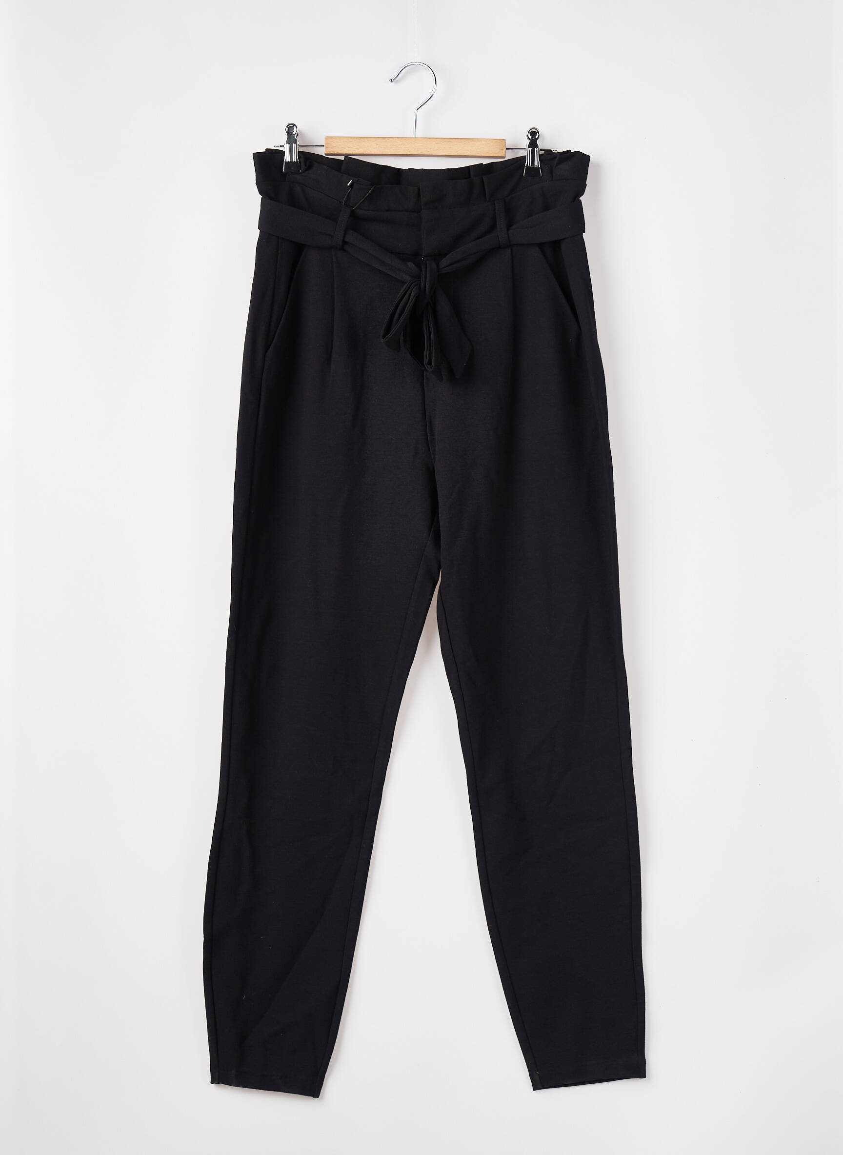 Chino kelnė kišenės aukšta talija juodas VERO MODA moteris