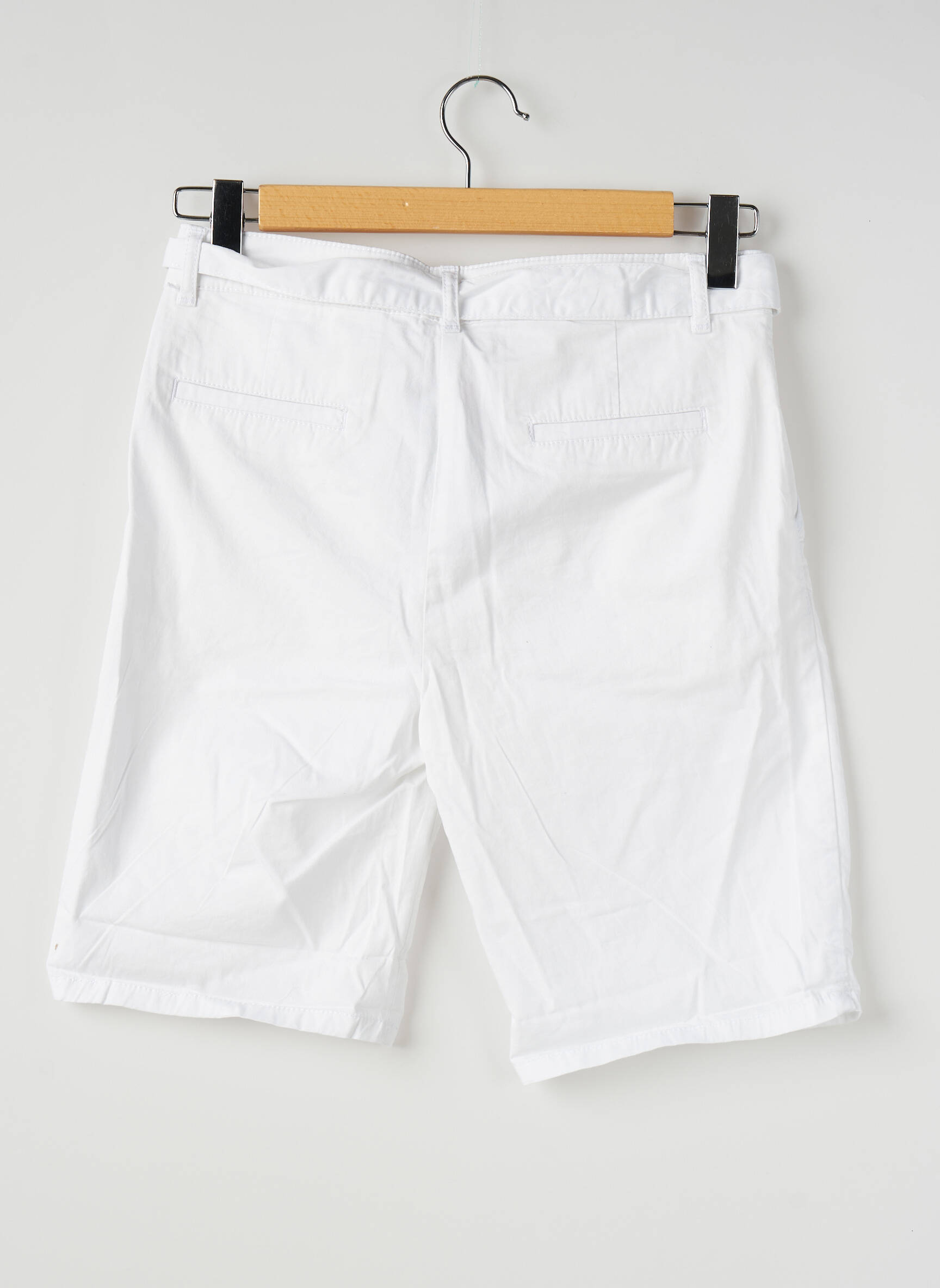 Bermudas pincetų dydis normala dydis baltas MORE & MORE moteris
