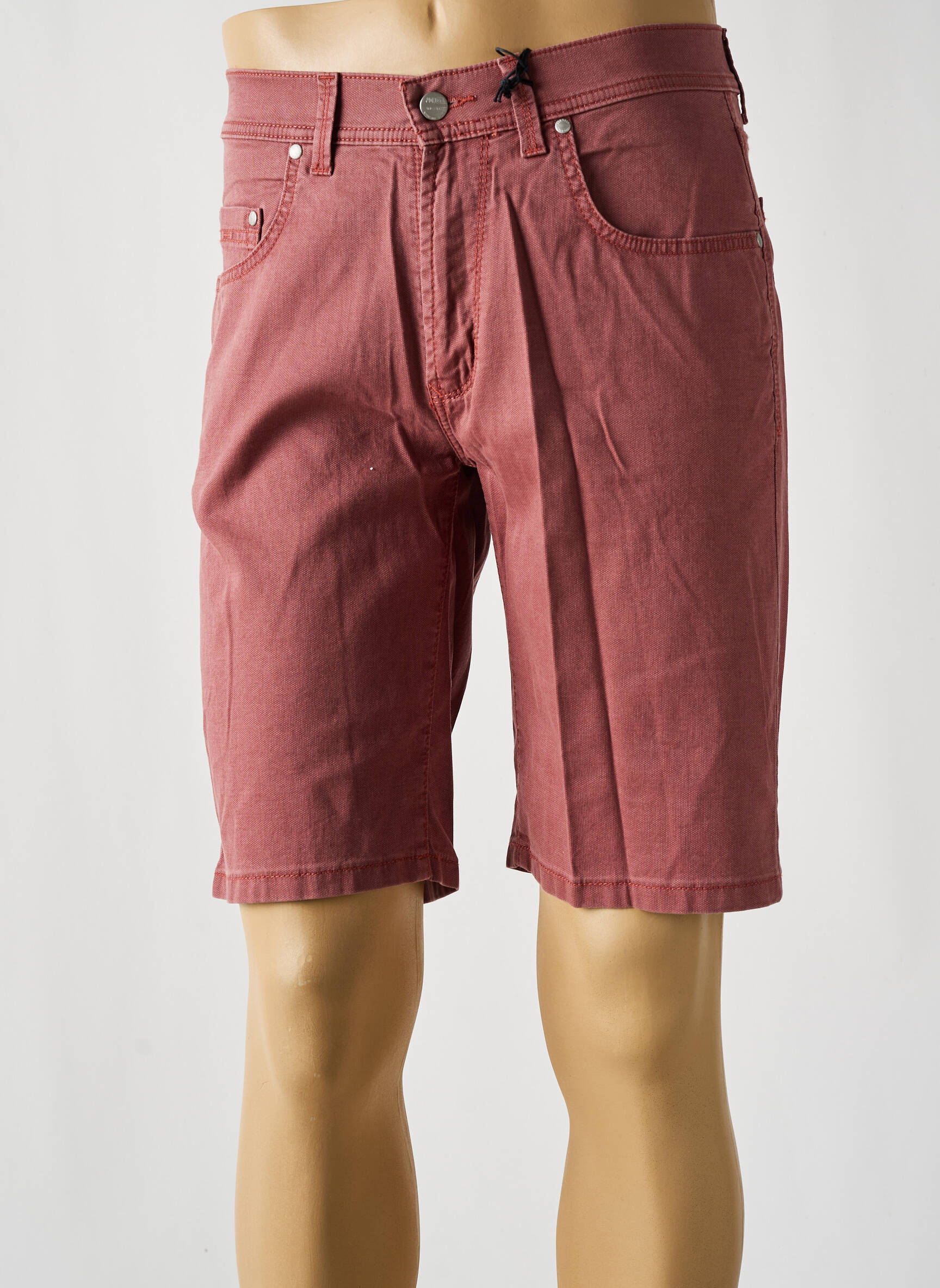 Bermudas tiesi kirpimas raudona PIONEER vyras