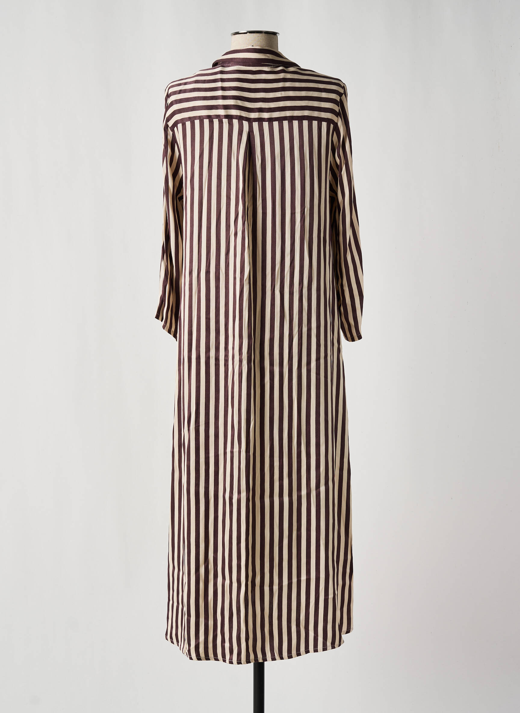 Pusilgių suknelė sklandi forma ilgos rankovės violetinis SHIRTAPORTER moteris