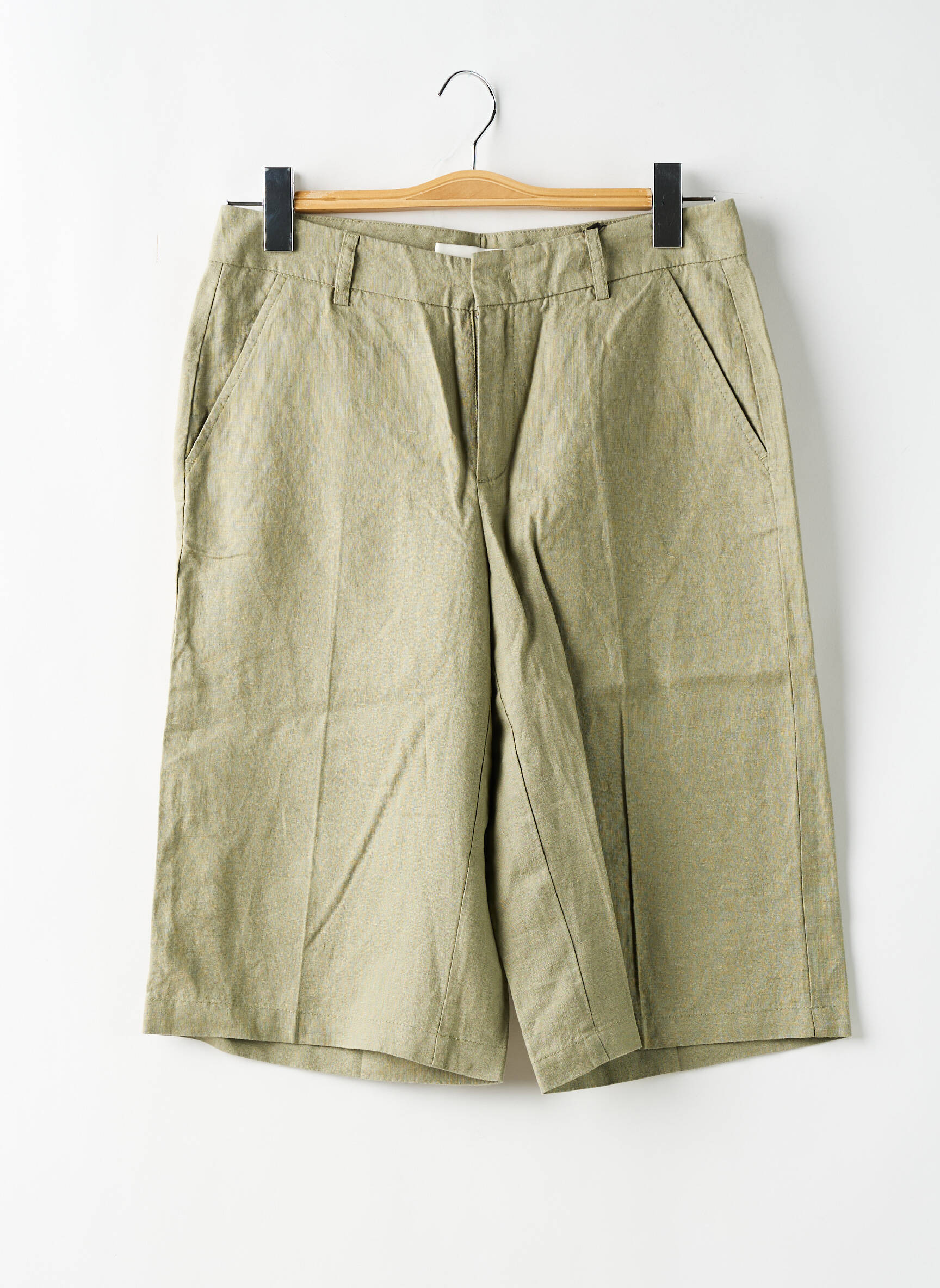 Bermudas žalias OUI moteris
