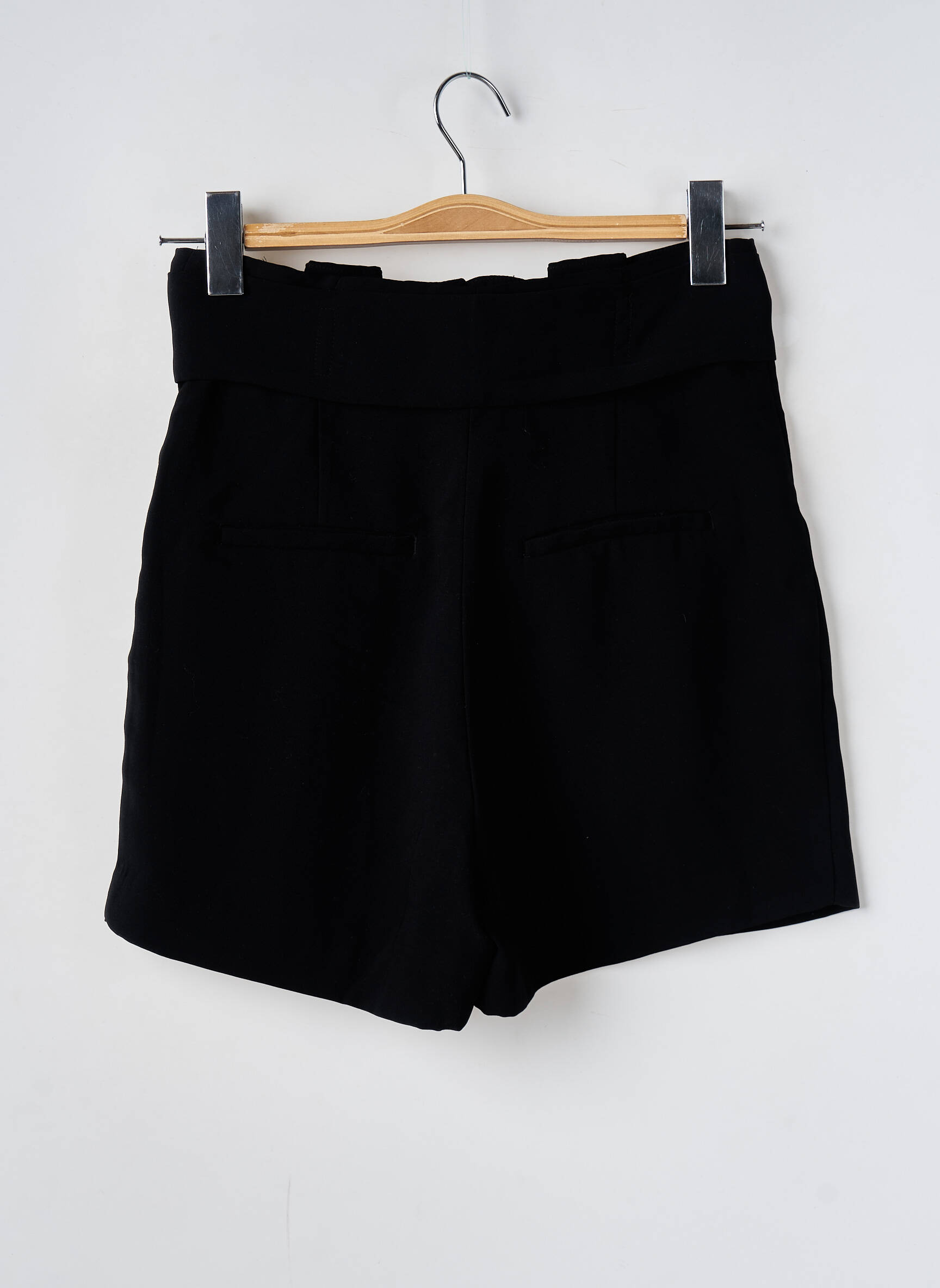 Šortas pincetų dydis aukšta talija juodas H&M moteris