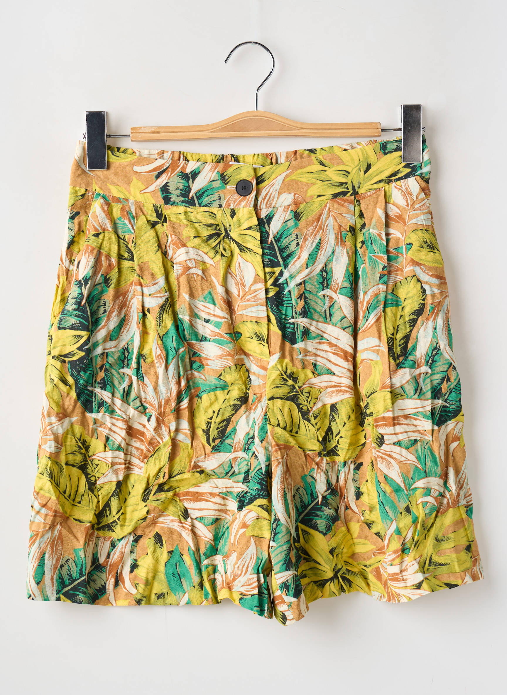 Bermudas pincetų dydis aukšta talija žalias MANGO moteris