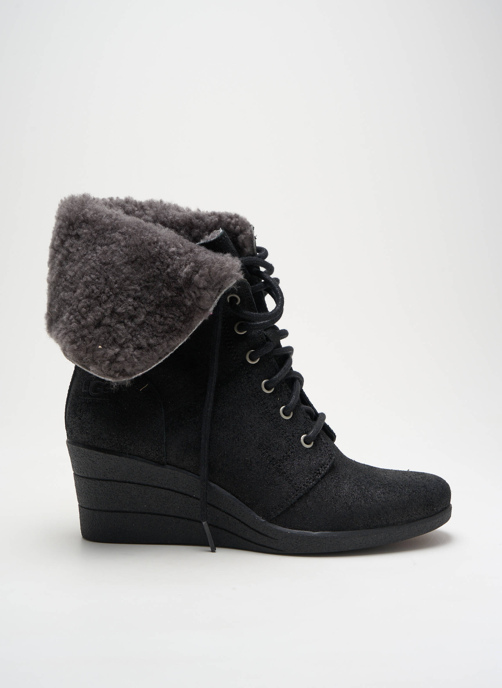 Batai/botai pamušalas kulnas nuo 4 iki 6 cm juodas UGG moteris