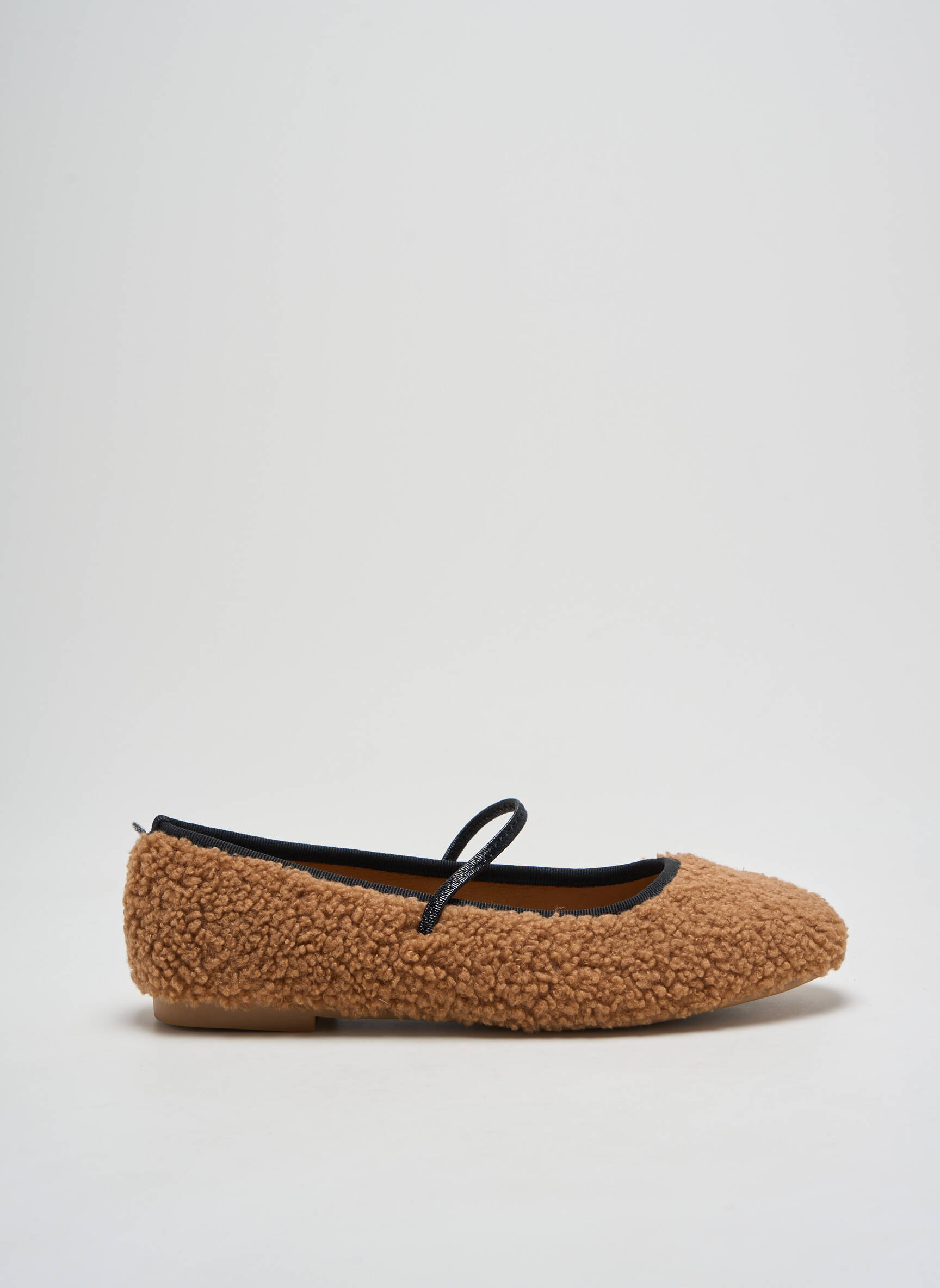 Balerinos apvalus mygtukas plokščias kulnas iki 3 cm rudas IDEAL SHOES moteris