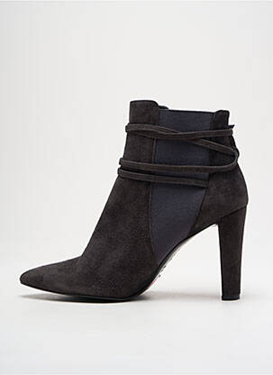 Batai/botai aštrus galas kulnas nuo 7 iki 9 cm pilka STUART WEITZMAN moteris