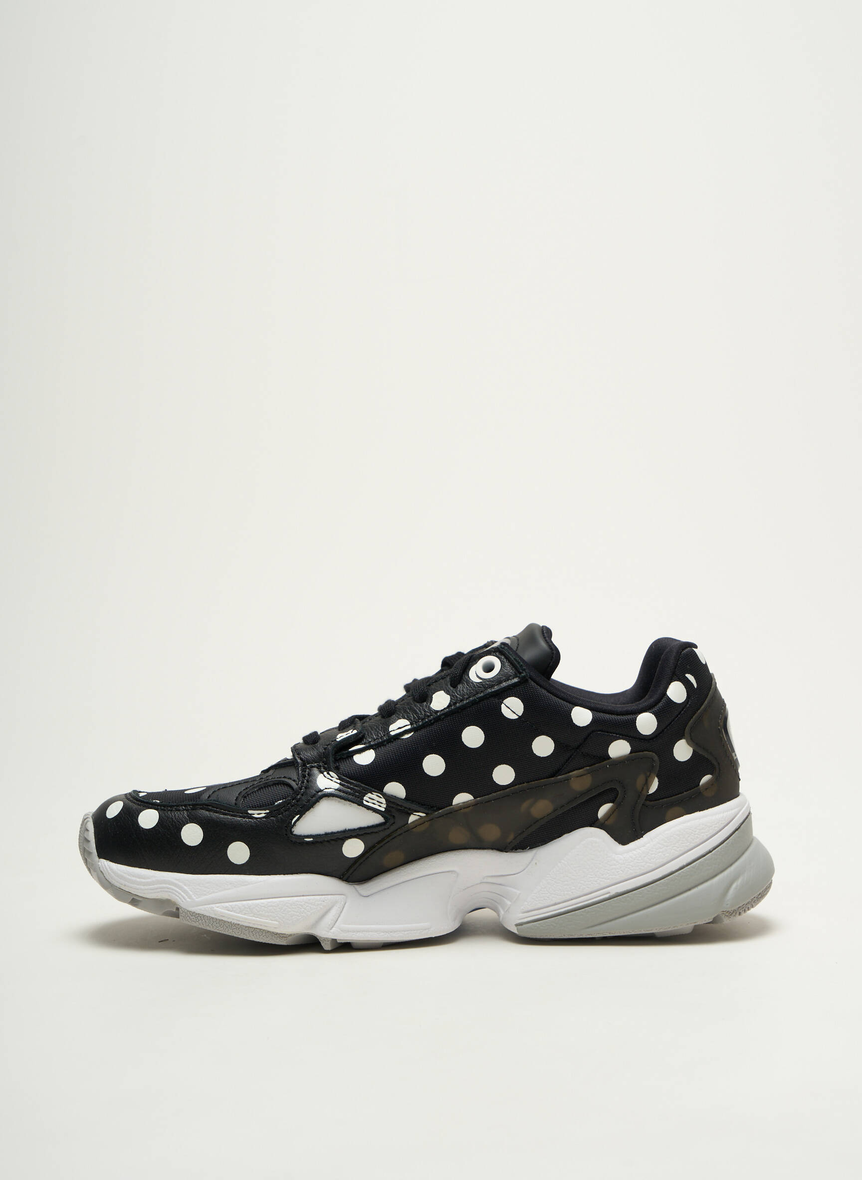 Bėgimo bateliai lygus medžiaga kulnas nuo 4 iki 6 cm juodas ADIDAS moteris