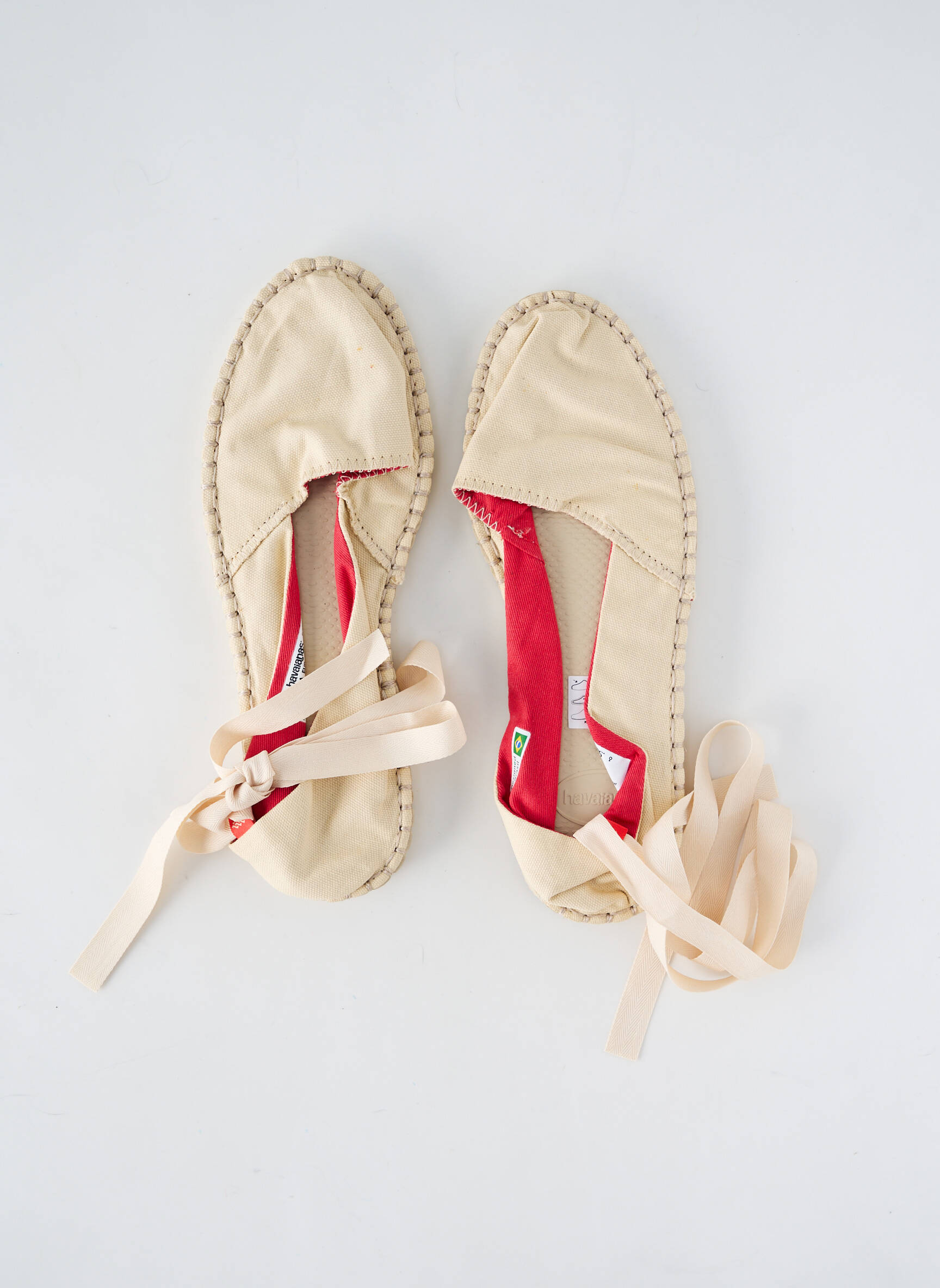 Espadrilės šnervių uždarymas plokščias kulnas iki 3 cm bežinis HAVAIANAS moteris