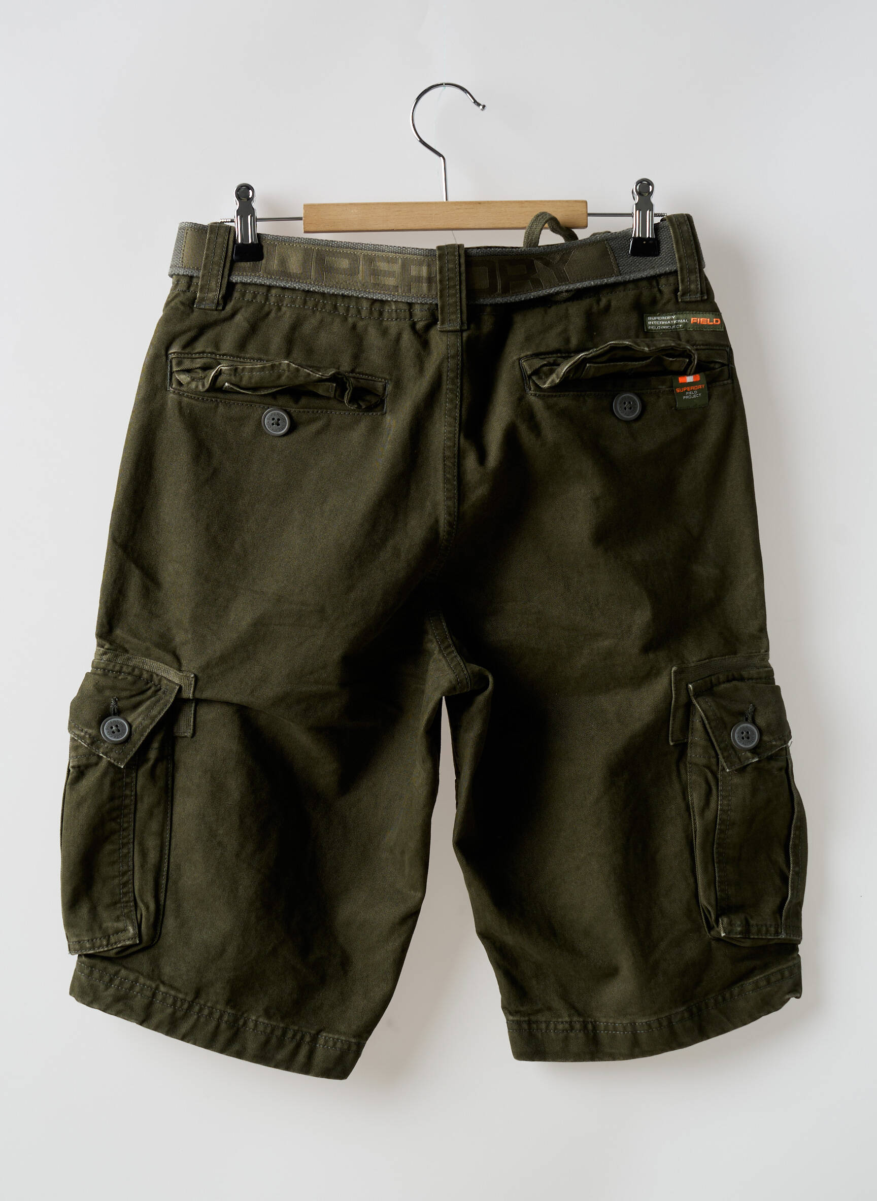 Bermudas cargo kirpimas normala dydis žalias SUPERDRY vyras