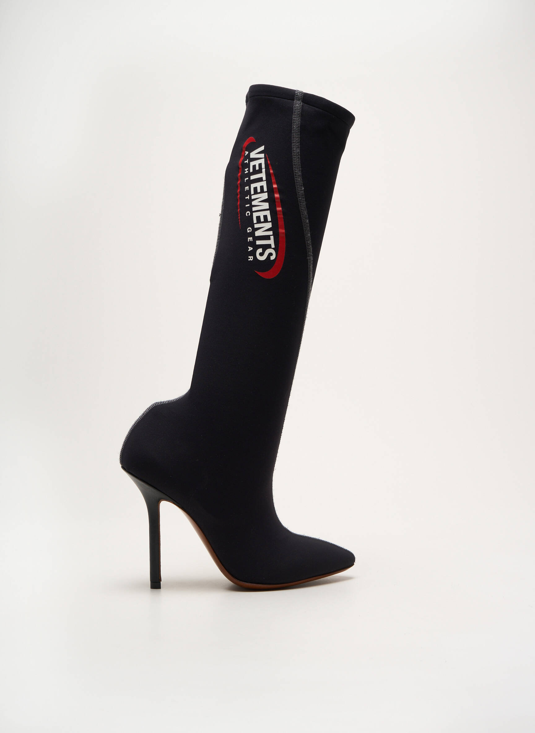 Batai aštrus galas kulnas nuo 7 iki 9 cm juodas VETEMENTS moteris