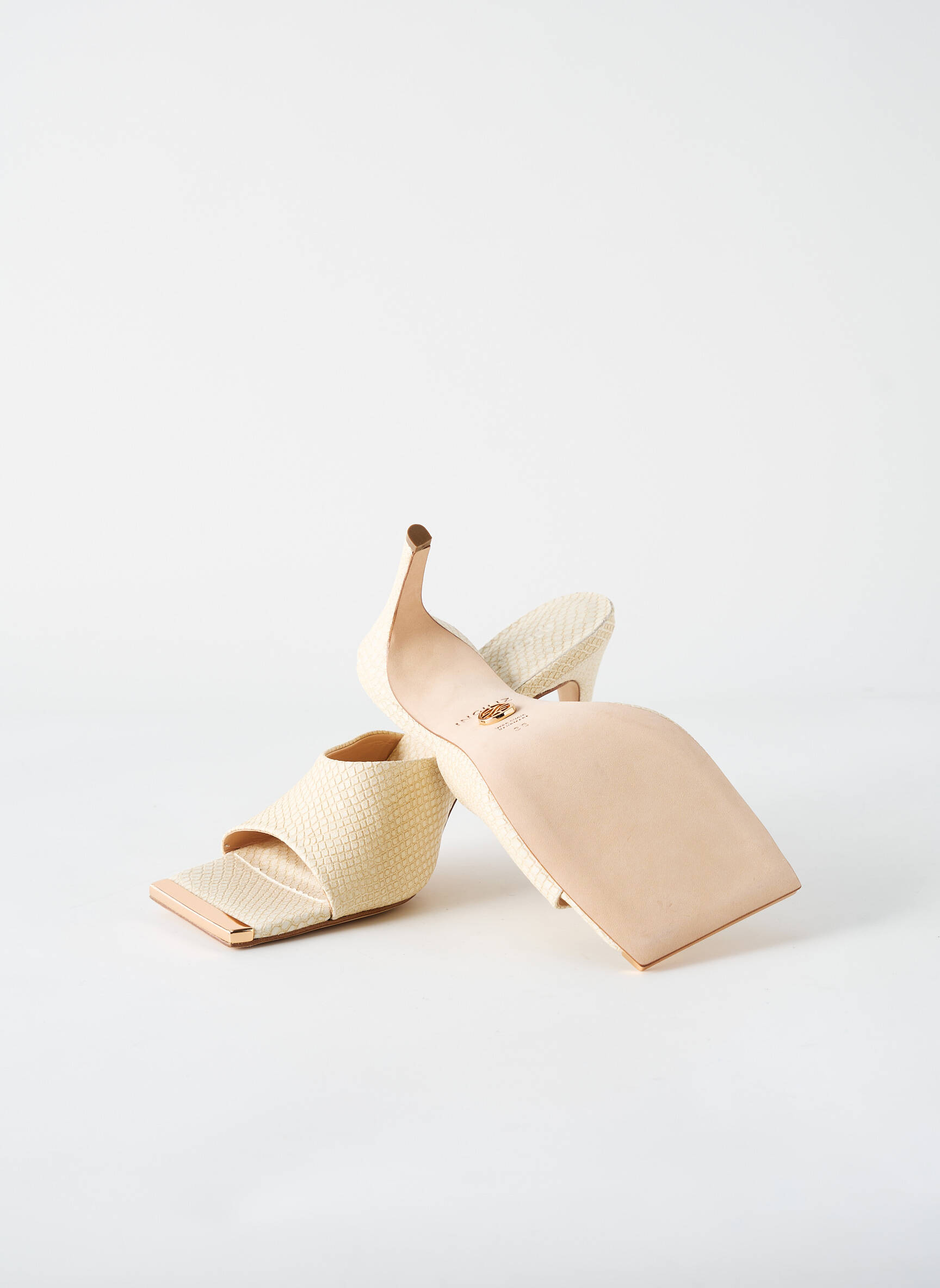 Mule/sabotai lygus audinys 10 cm ir daugiau aukštakulniai bežinis INGILIZ moteris