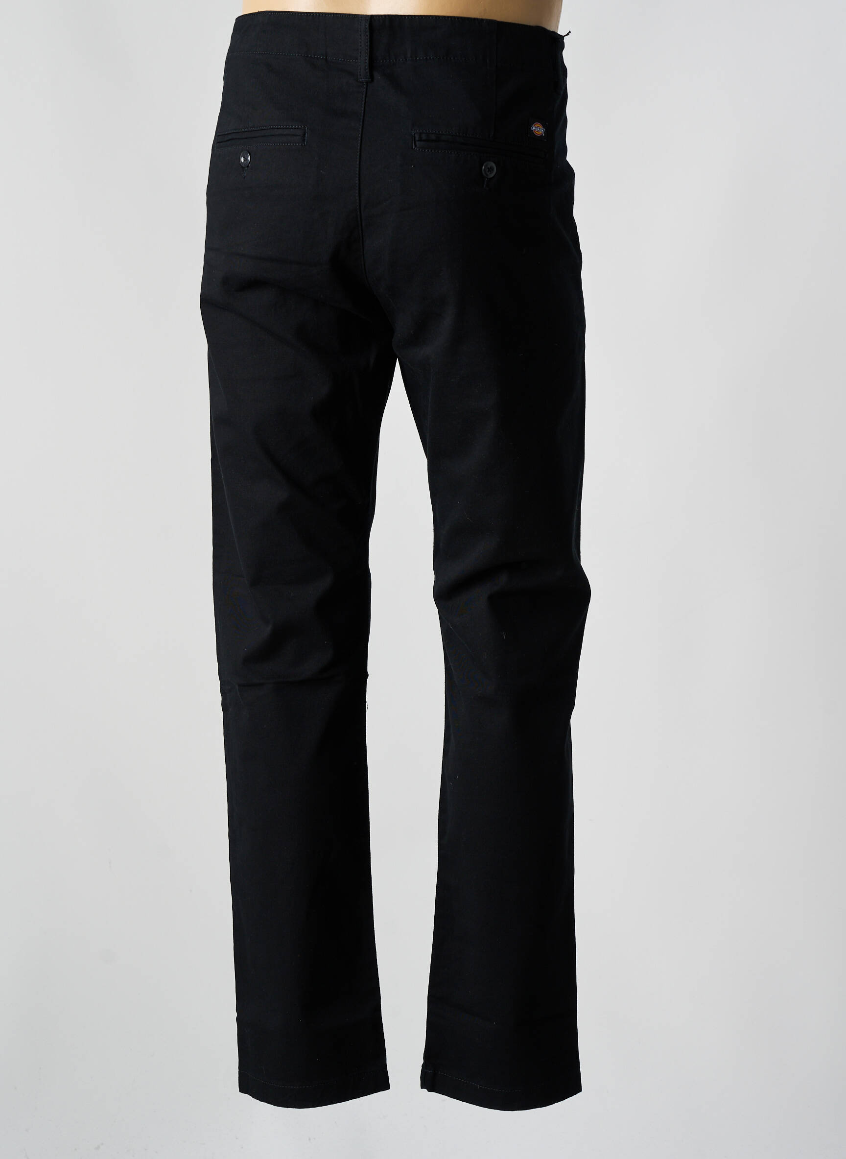 Chino kelnė popelinos audinys, kuris pasižymi lygiu ir tankiu paviršiumi. normala dydis juodas DICKIES vyras