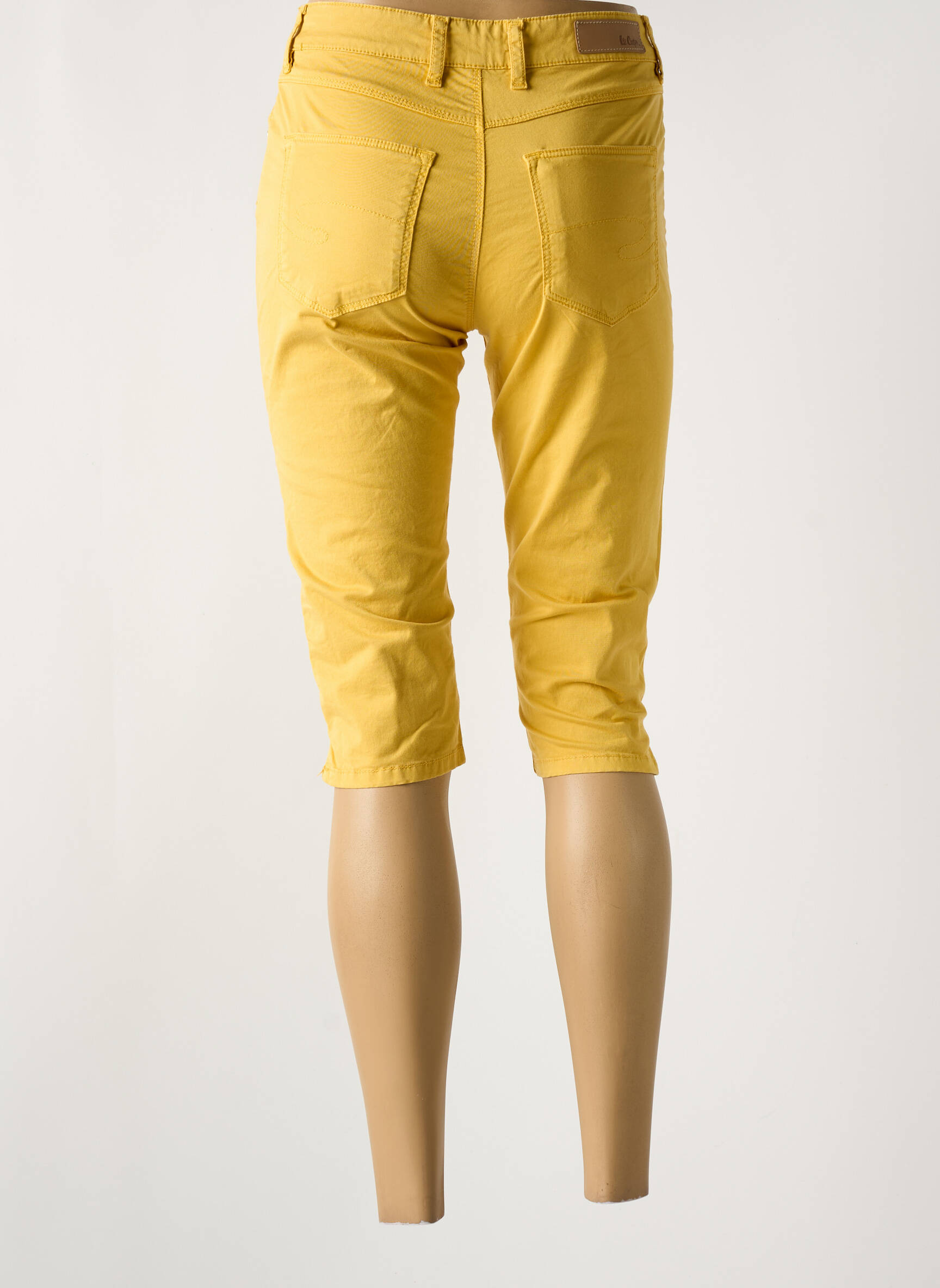 Pusilgių kelnių kišenės geltona LEE COOPER moteris