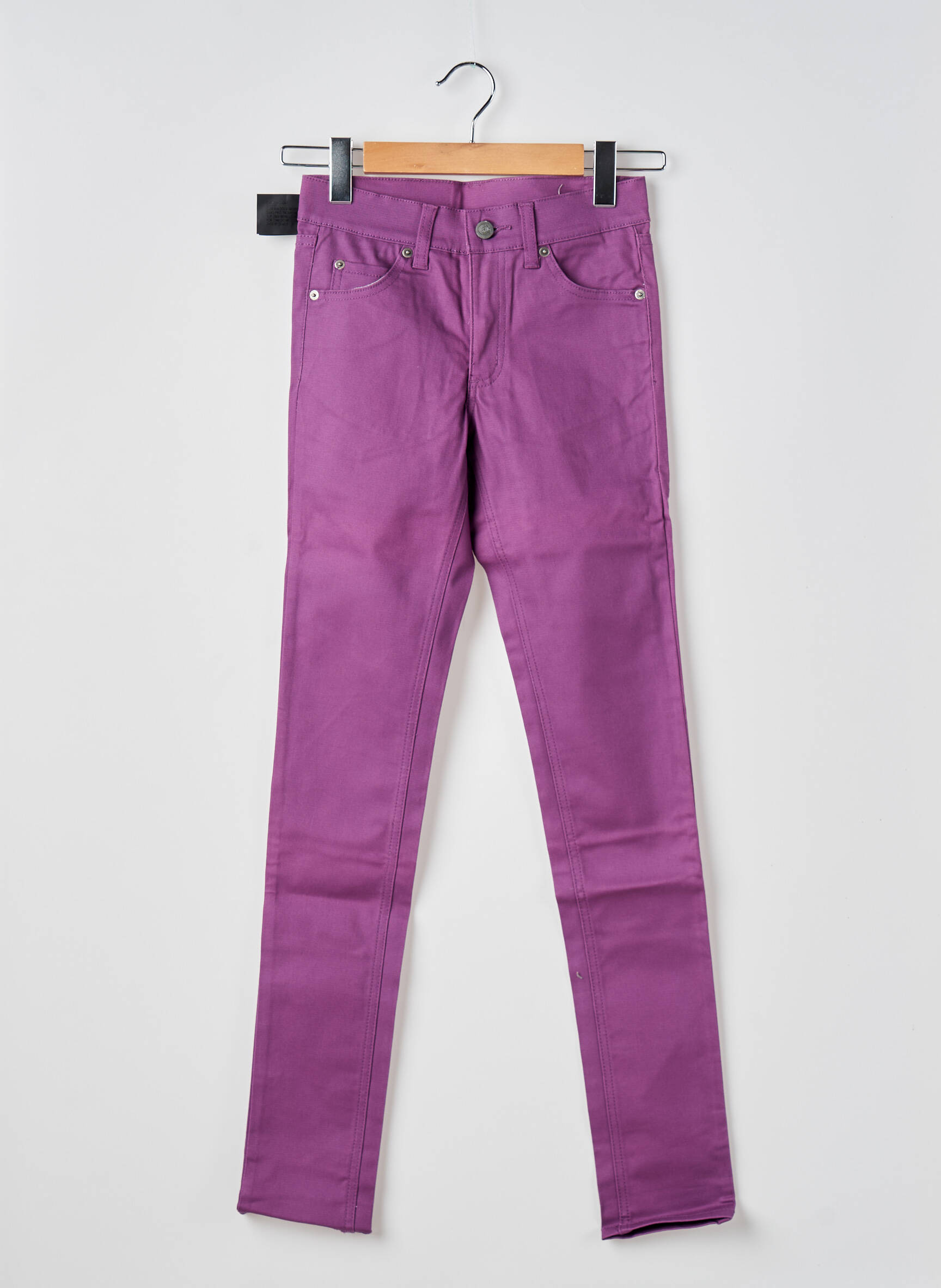 Lieknos kelnės tamprumas normala dydis violetinis CHEAP MONDAY moteris