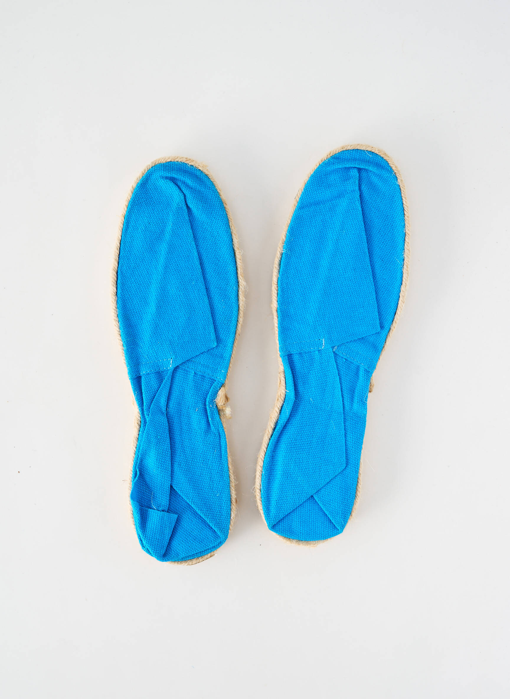 Espadrilės apvalus mygtukas plokščias kulnas iki 3 cm mėlyna ARTISANAT FRANCAIS moteris