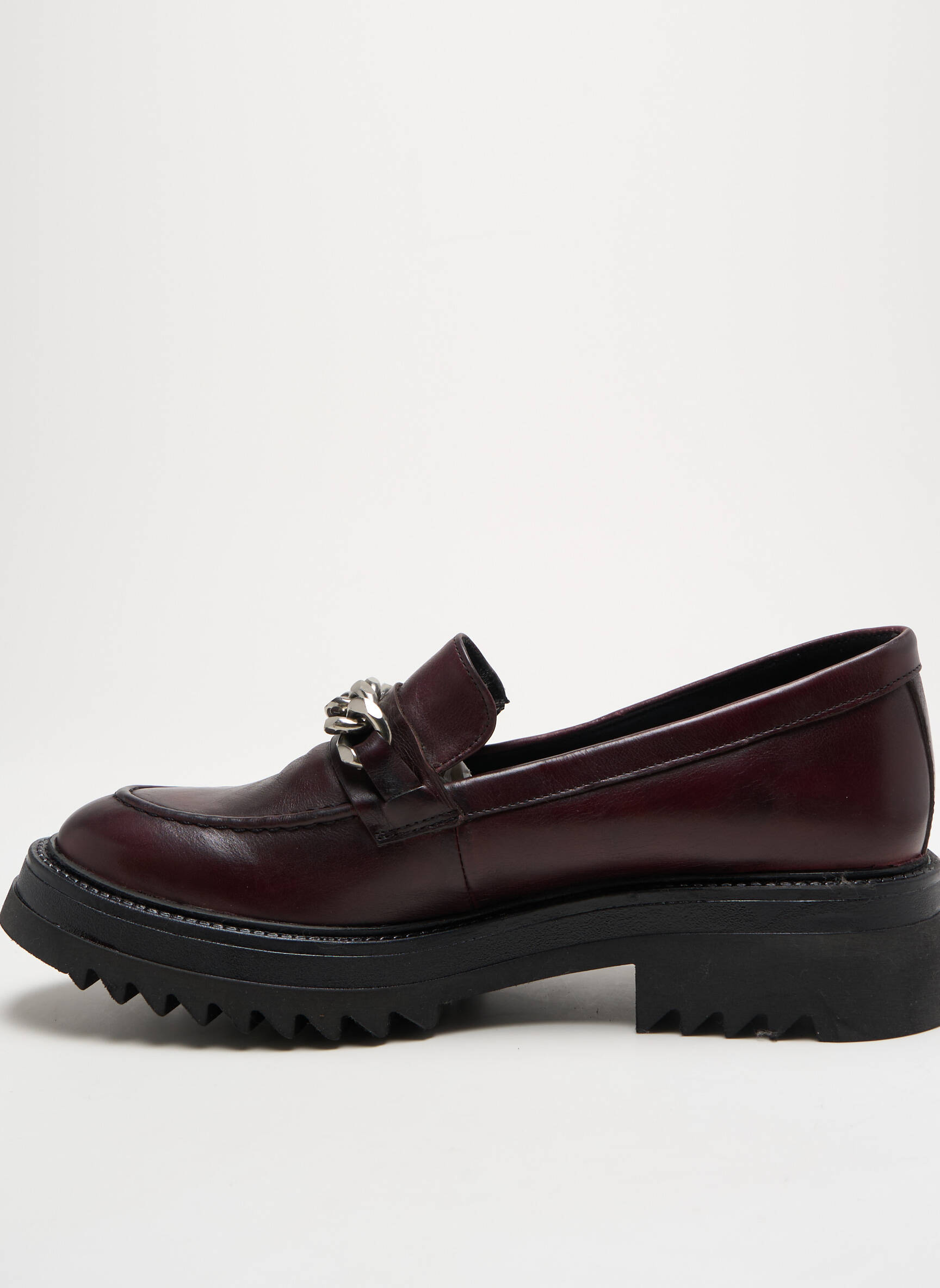 Mokasīnai satino audinys kulnas nuo 4 iki 6 cm violetinis REGARD moteris