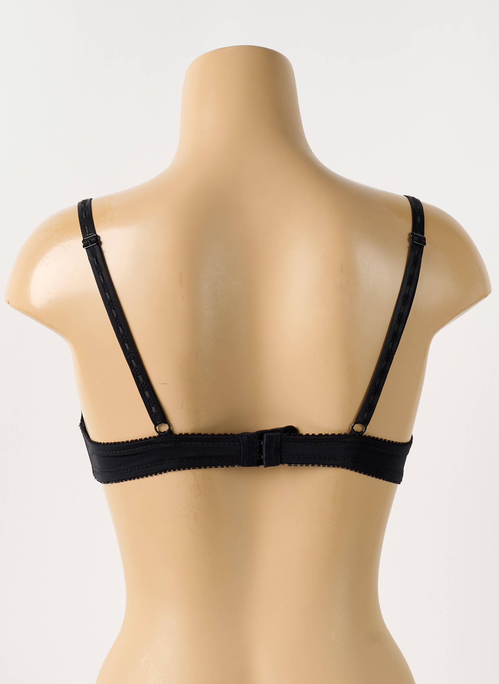 Liemenėlė push-up liemenėlė su aukštu palaikymu push-up liemenėlė su aukštu palaikymu juodas PIEGE moteris