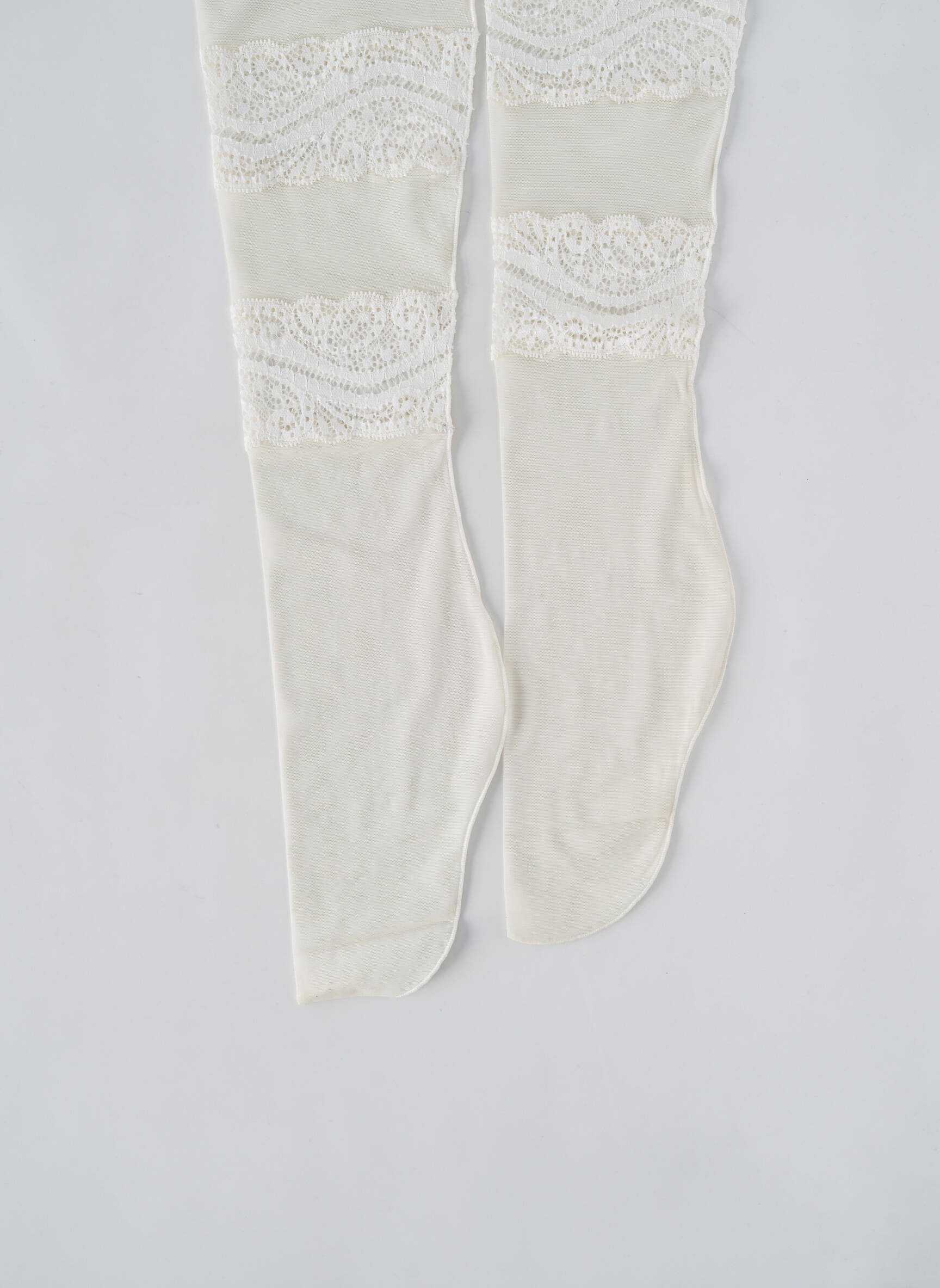Bas nėrinių audimas bežinis COTTON CLUB moteris
